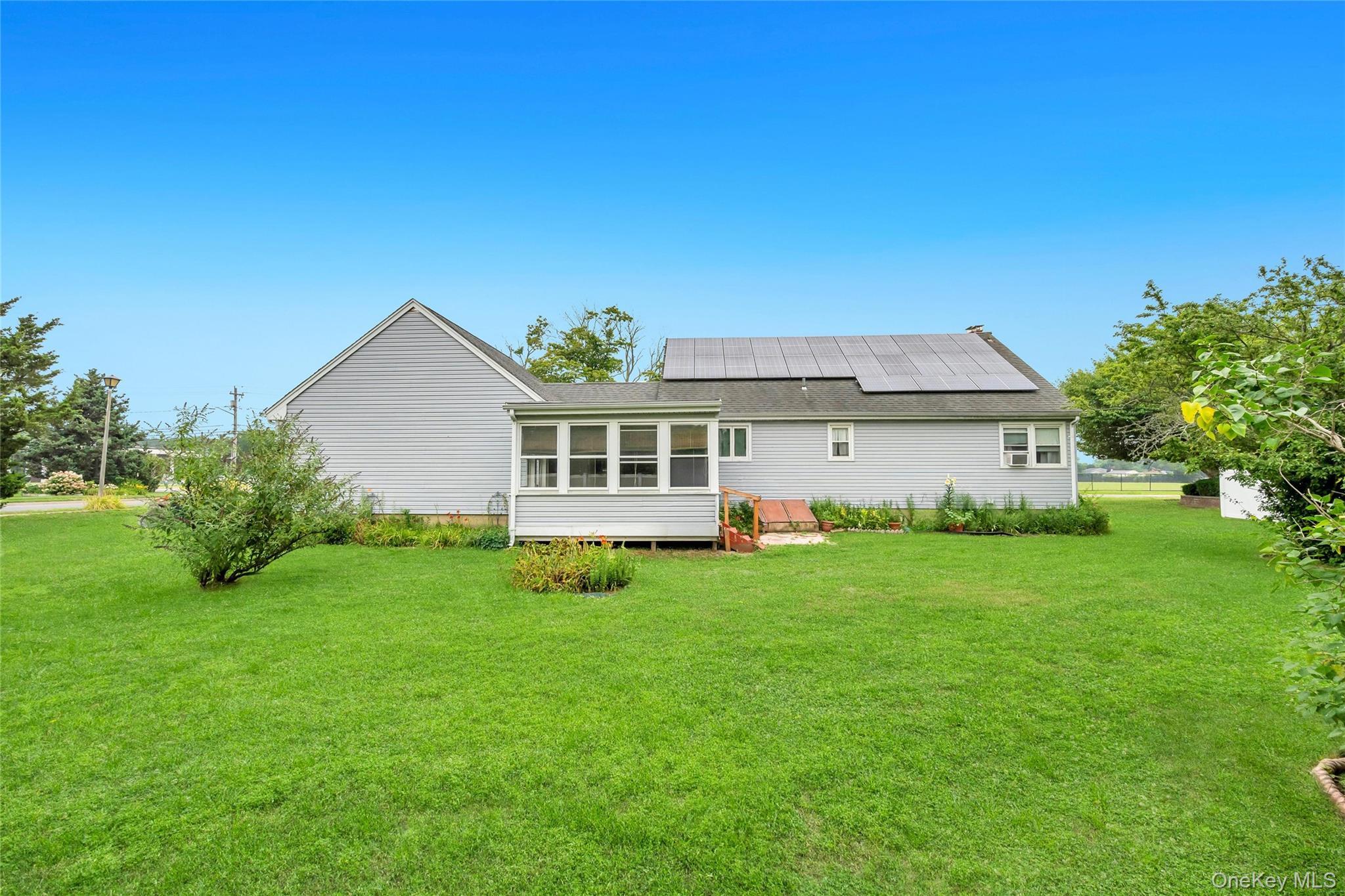 Single Family Johnson Avenue Suffolk County, NY 11782, MLS-1008492-34