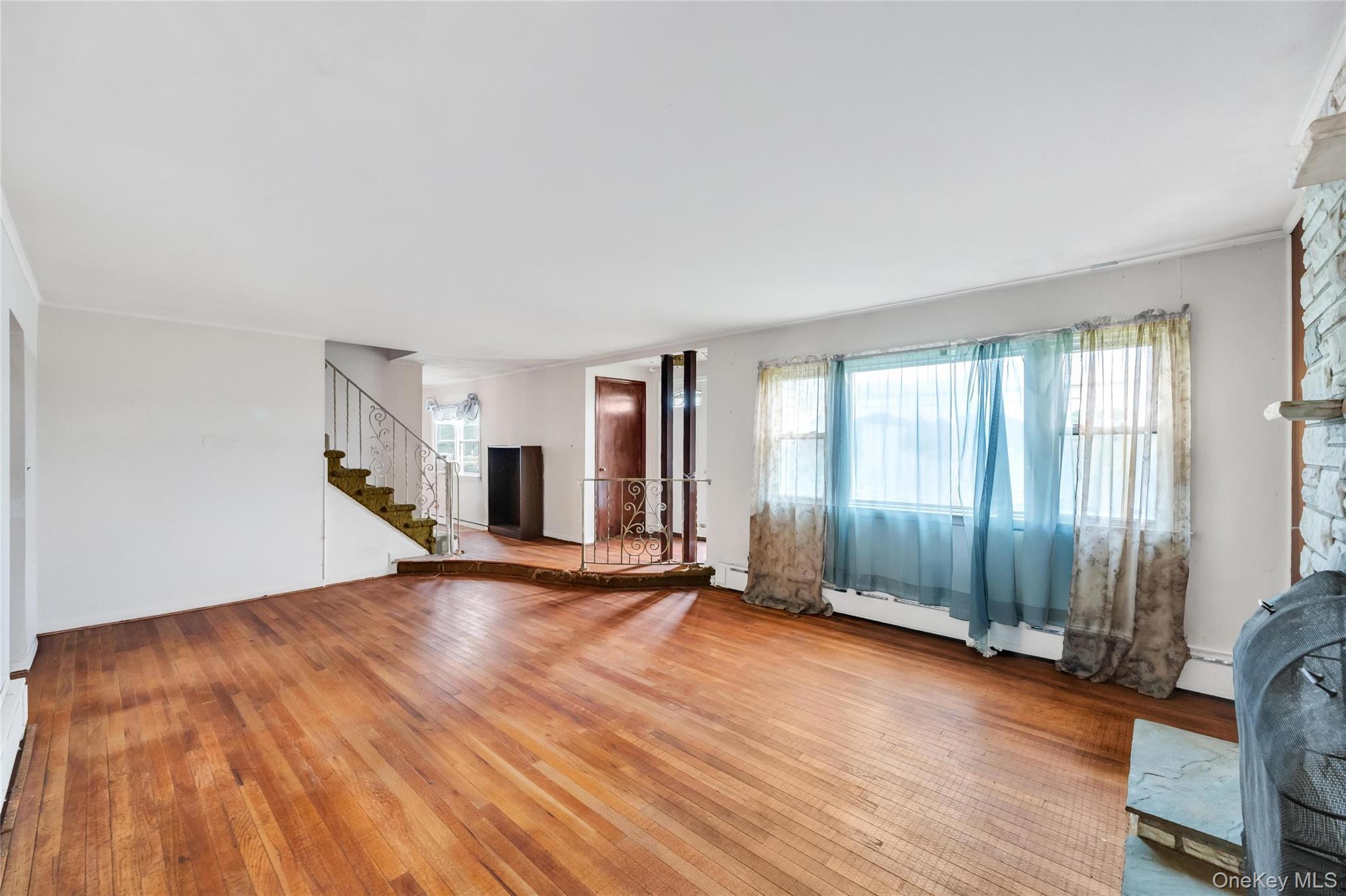 Single Family Johnson Avenue Suffolk County, NY 11782, MLS-1008492-9