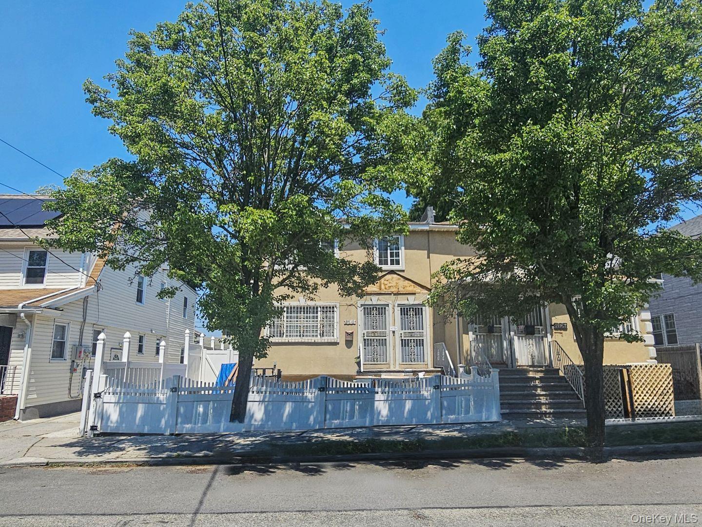 Single Family 143rd  Queens, NY 11413, MLS-1008499-4
