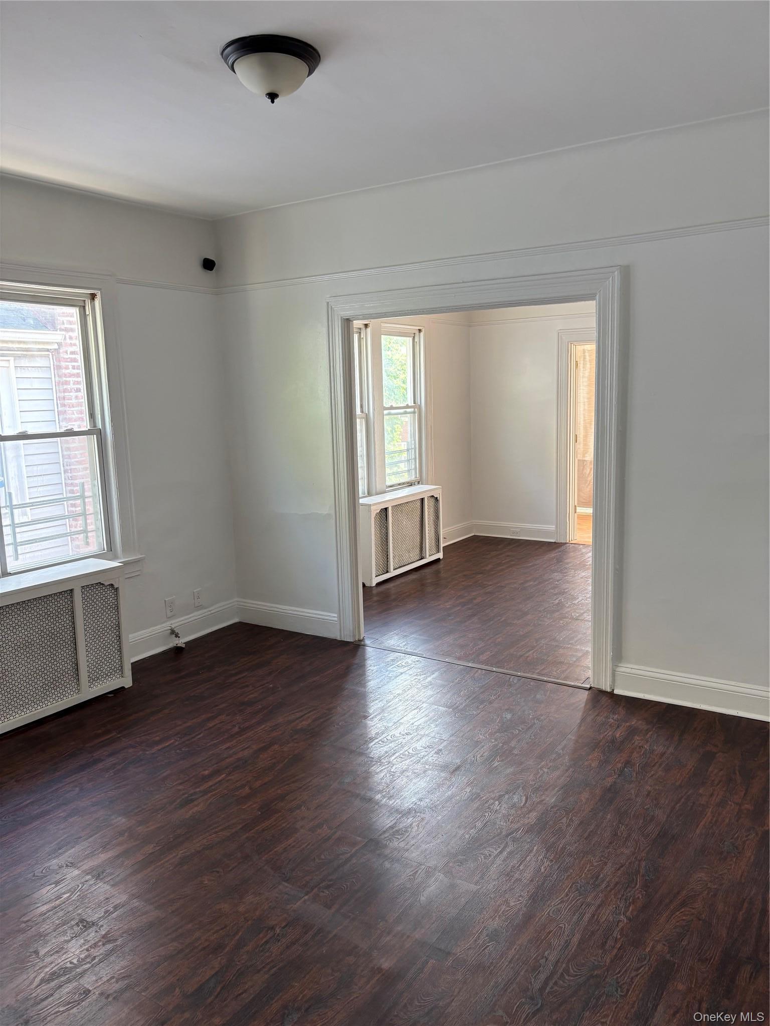 Single Family Jarvis Avenue Bronx, NY 10461, MLS-1008501-13