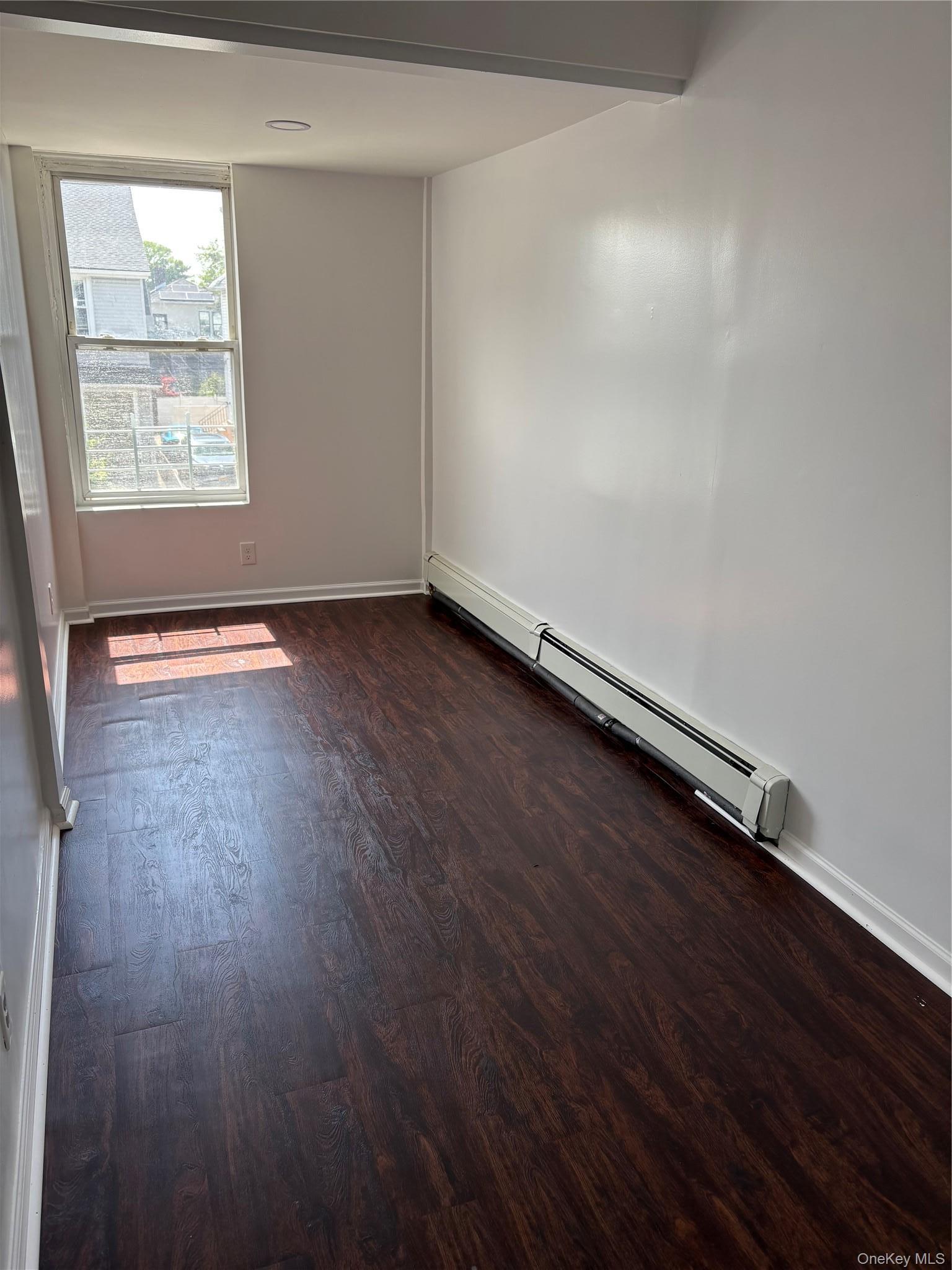 Single Family Jarvis Avenue Bronx, NY 10461, MLS-1008501-15