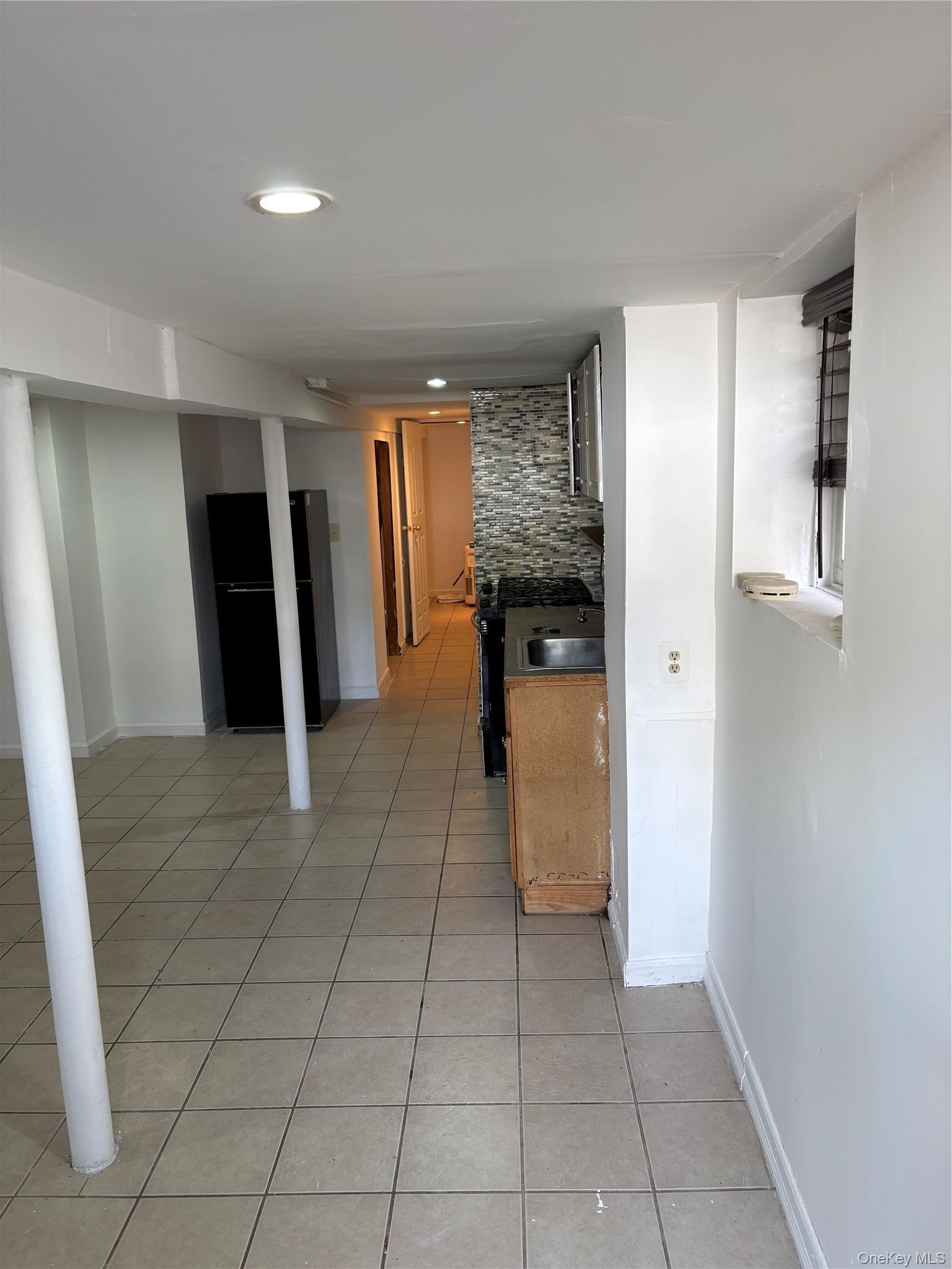 Single Family Jarvis Avenue Bronx, NY 10461, MLS-1008501-17