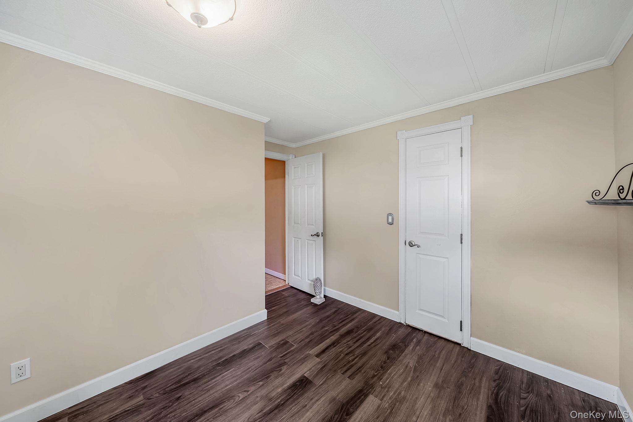 Single Family Buttercup Drive Suffolk County, NY 11716, MLS-1008522-22