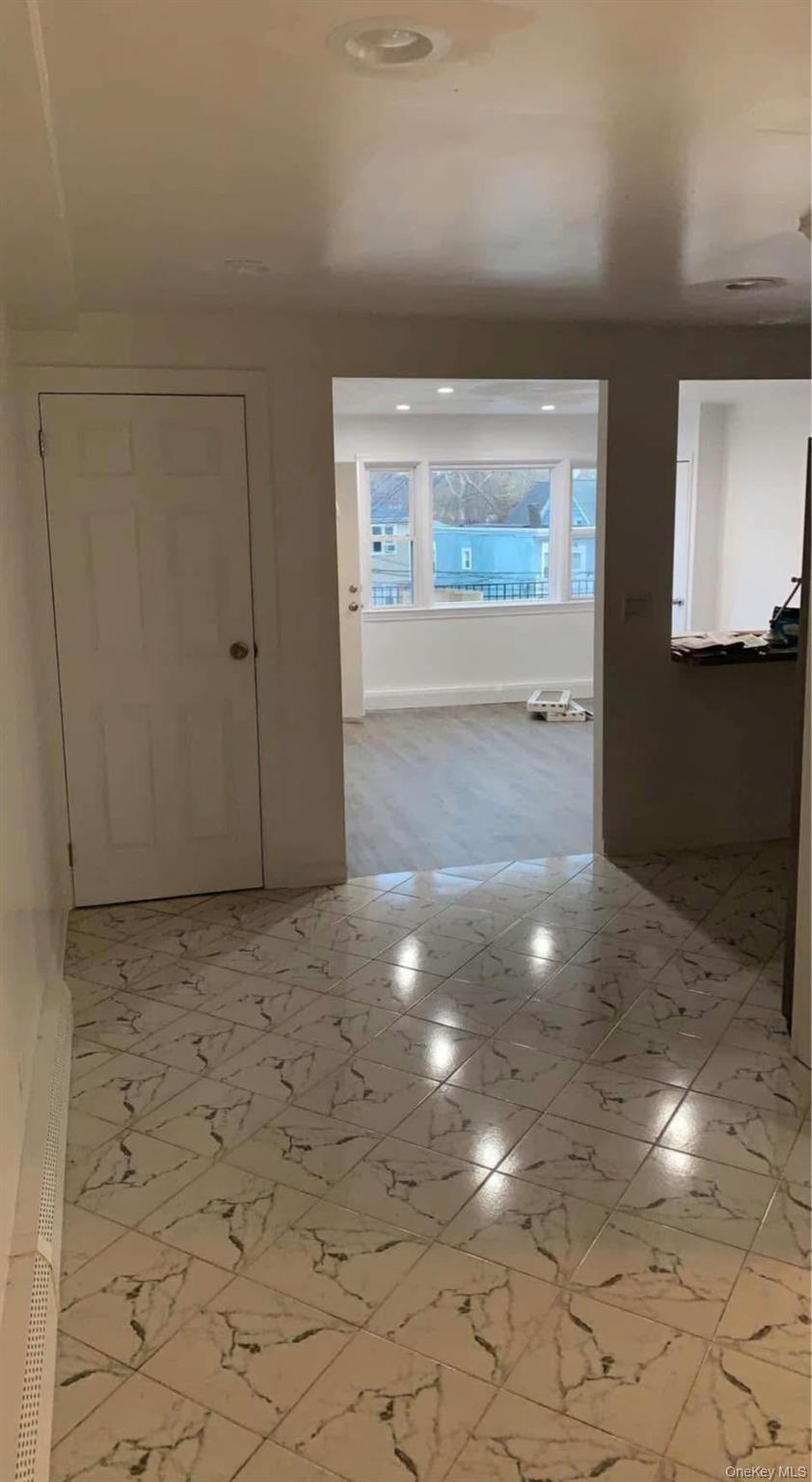 Single Family Halley Westchester County, NY 10704, MLS-1008526-2