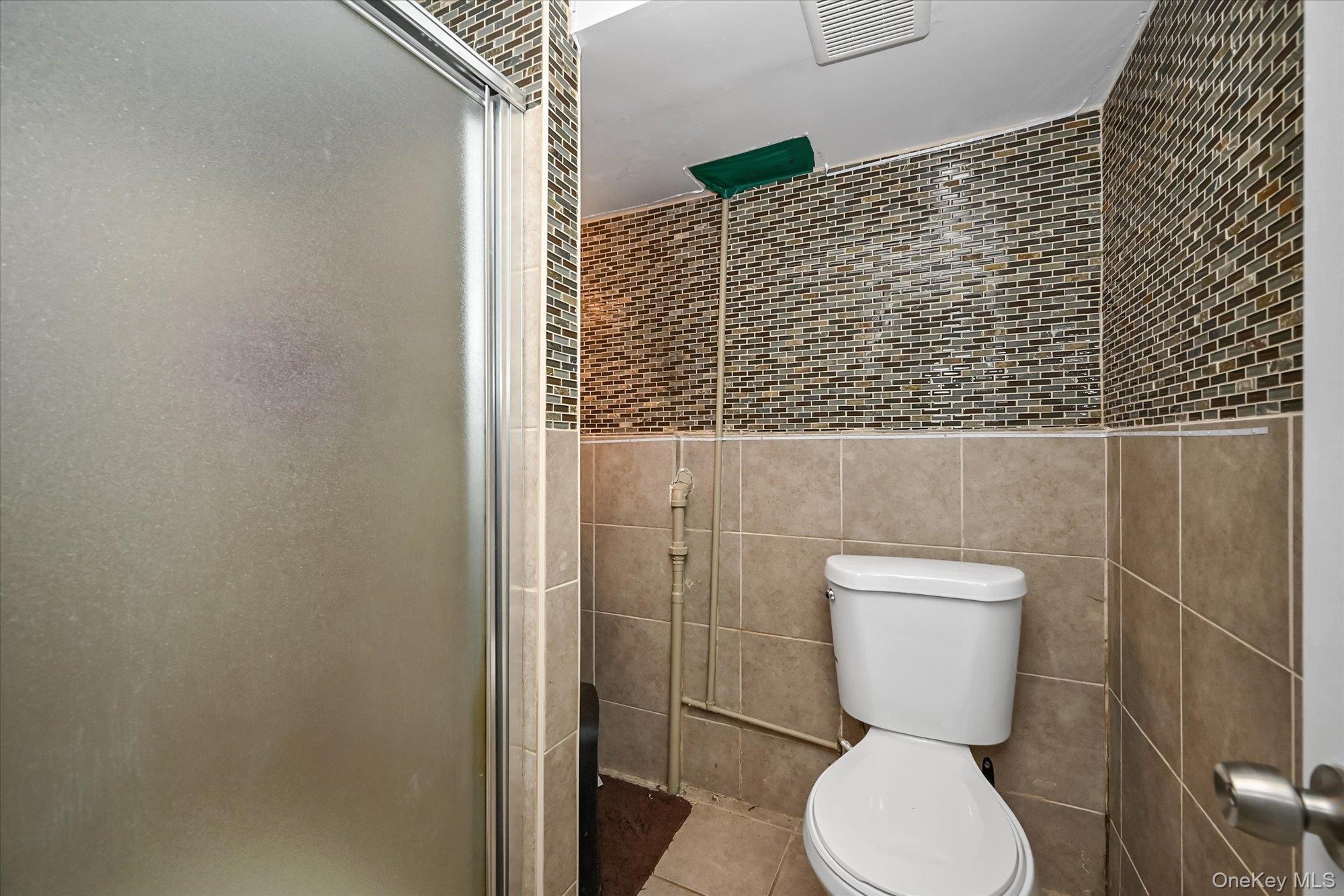 Single Family 73rd Queens, NY 11378, MLS-1008588-18