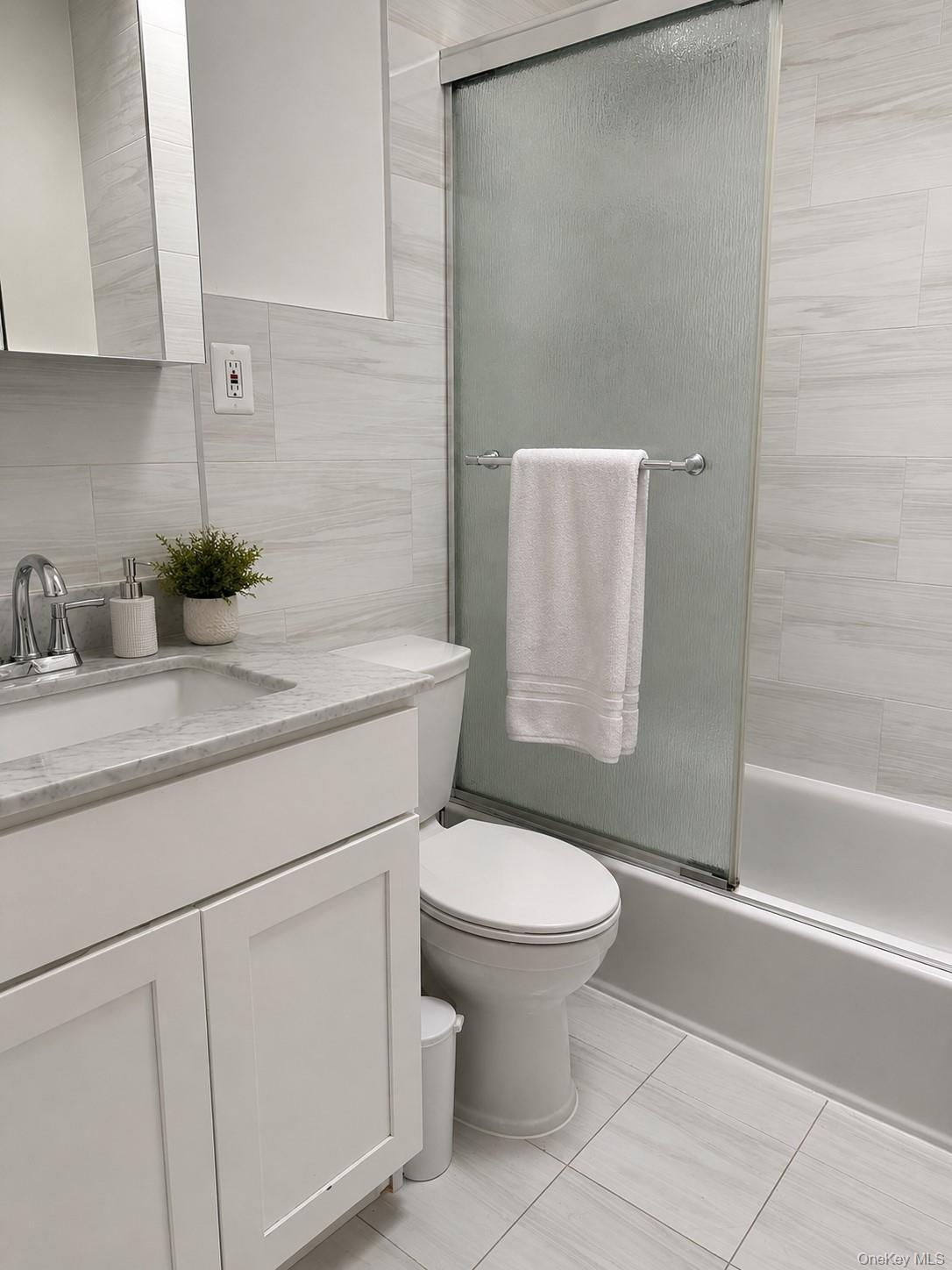 Single Family Sunnyside  Brooklyn, NY 11207, MLS-1008613-15