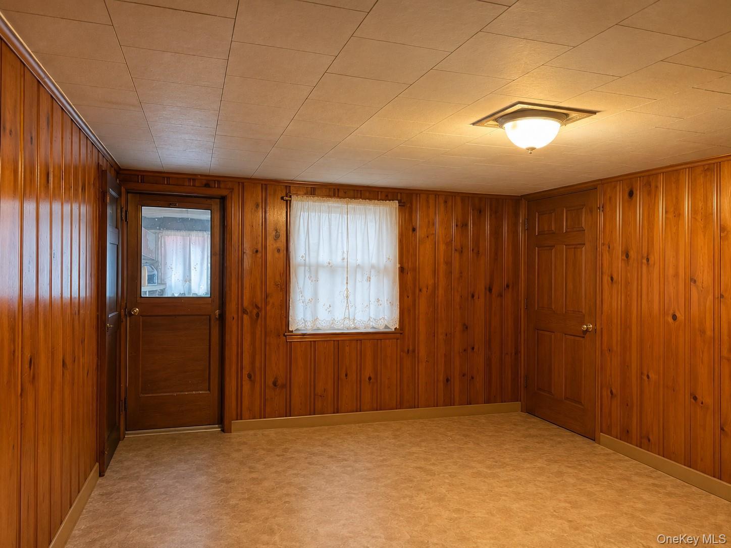 Single Family Sunnyside  Brooklyn, NY 11207, MLS-1008613-17