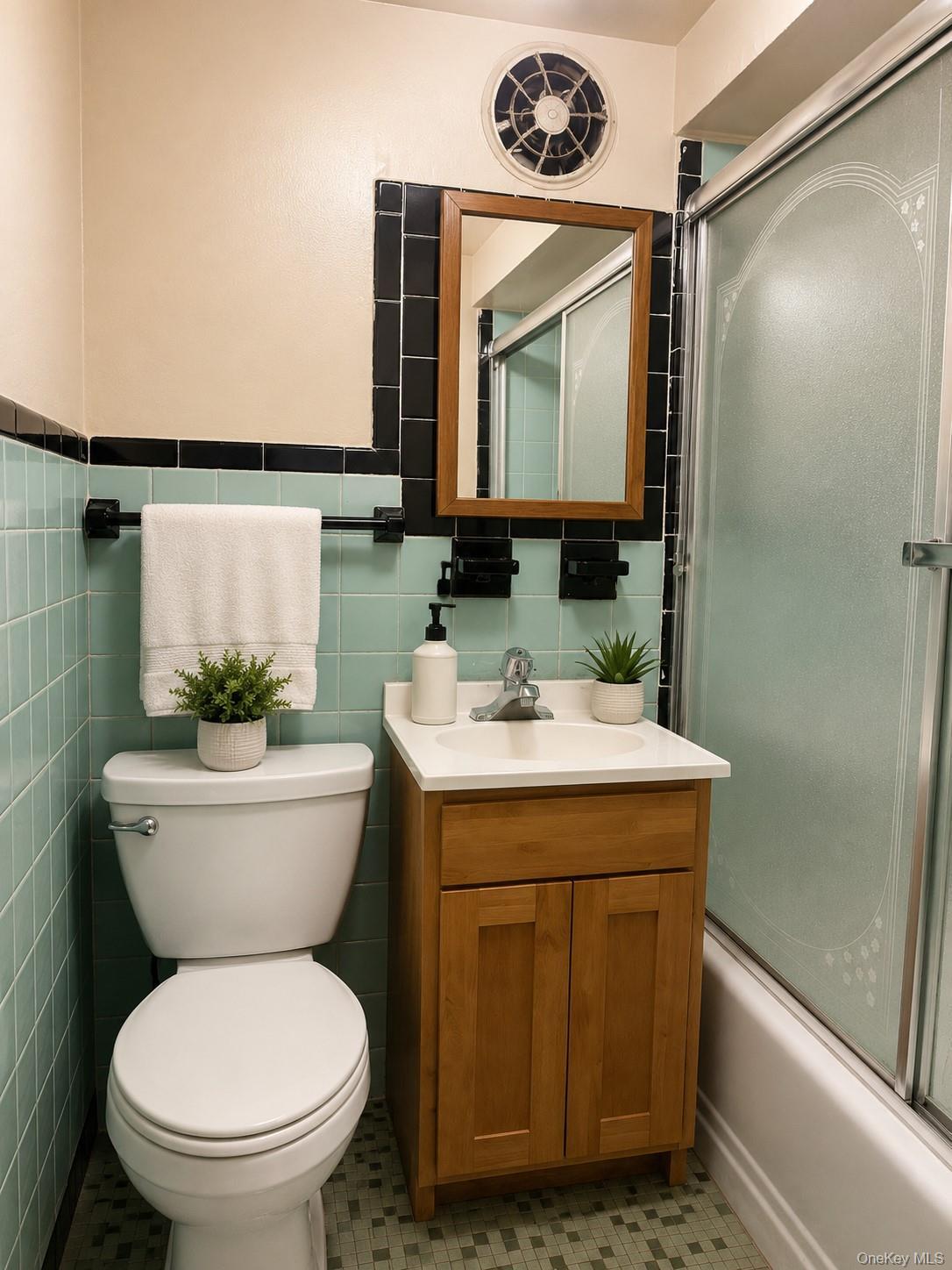 Single Family Sunnyside  Brooklyn, NY 11207, MLS-1008613-20