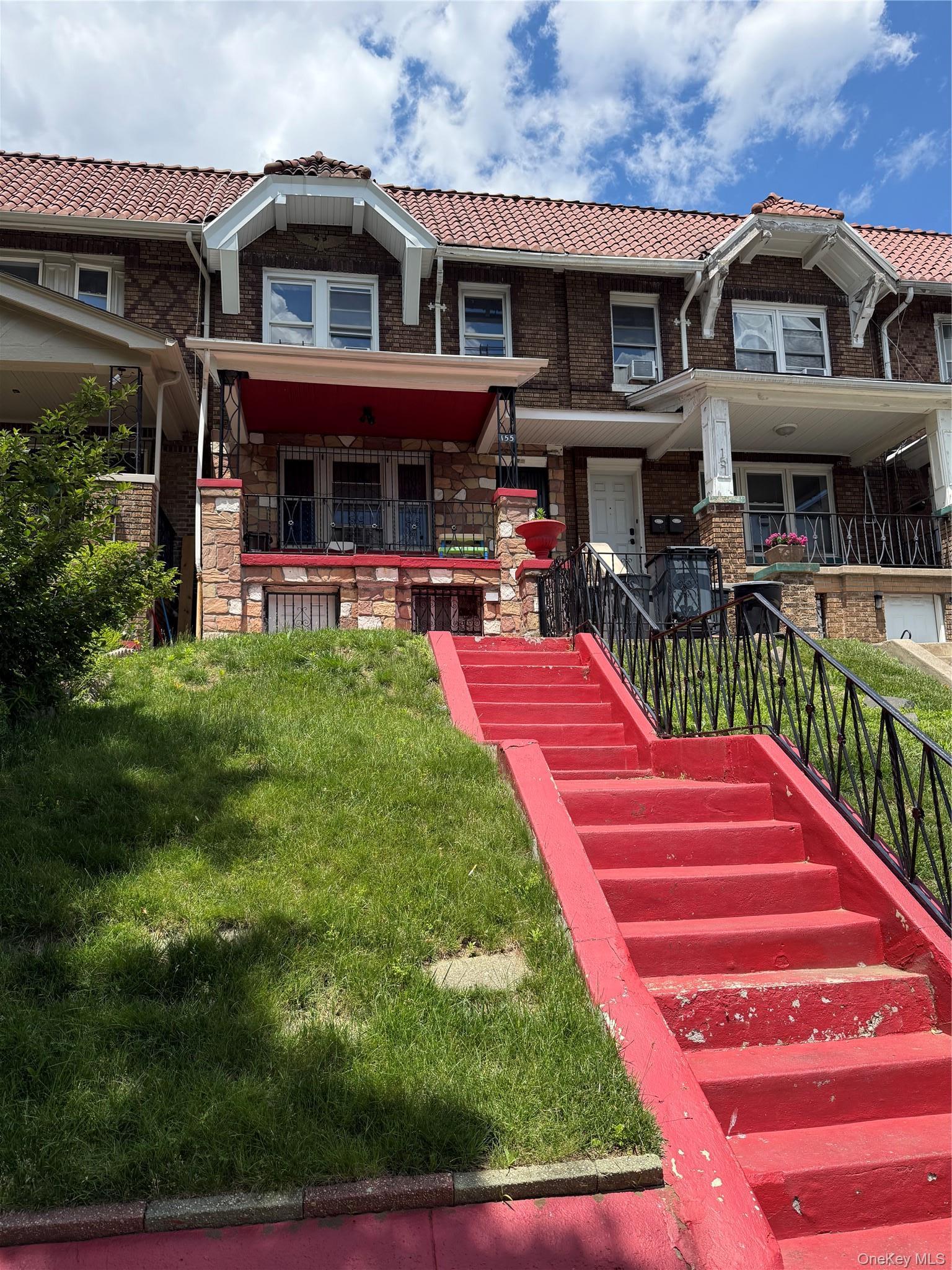 Single Family Sunnyside  Brooklyn, NY 11207, MLS-1008613-23