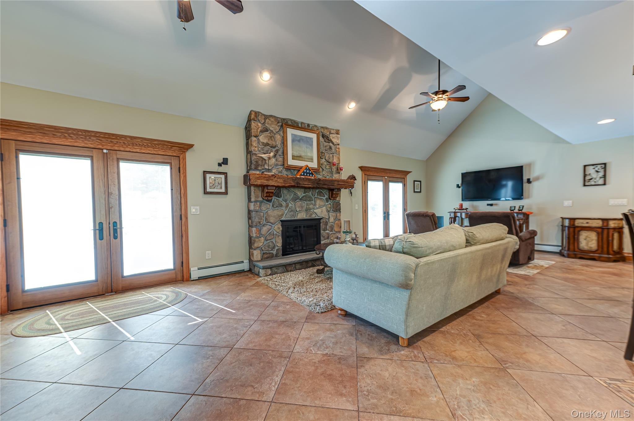 Single Family N Country Road  Suffolk County, NY 11786, MLS-1008653-10
