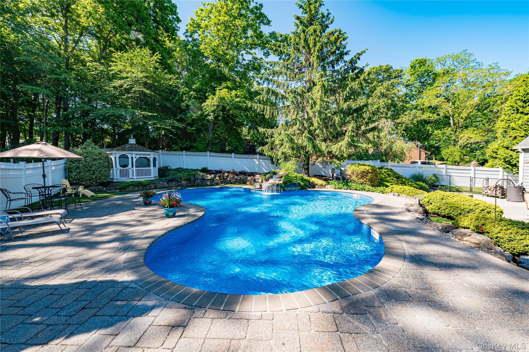 Single Family N Country Road  Suffolk County, NY 11786, MLS-1008653-22
