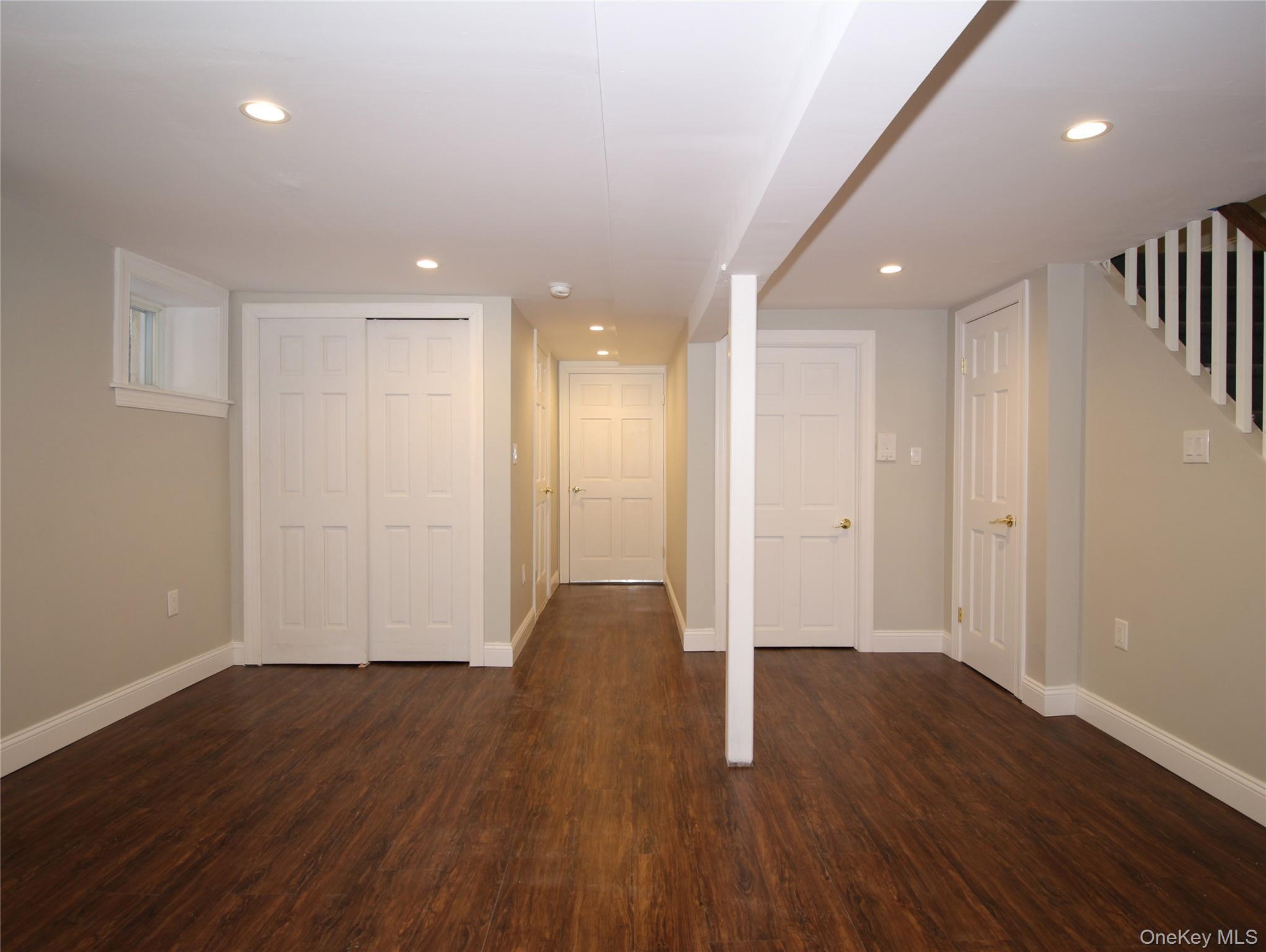 Single Family 26th Street  Queens, NY 11105, MLS-1008677-19