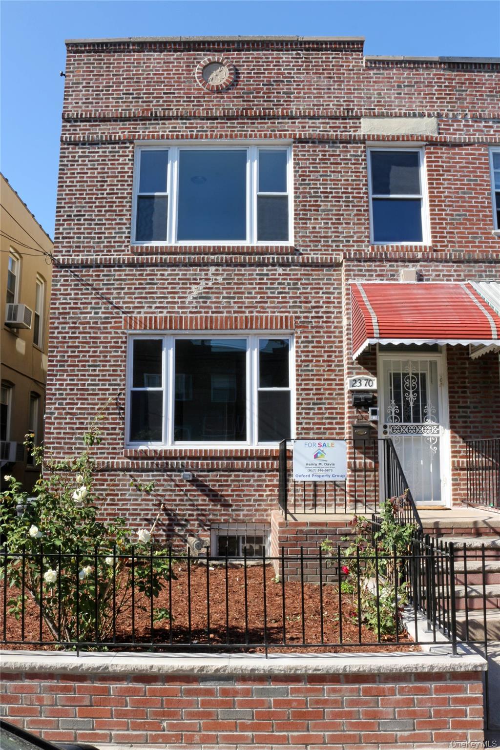 Single Family 26th Street  Queens, NY 11105, MLS-1008677-21