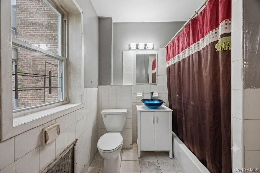 Single Family Shakespeare Avenue Bronx, NY 10452, MLS-1008679-9