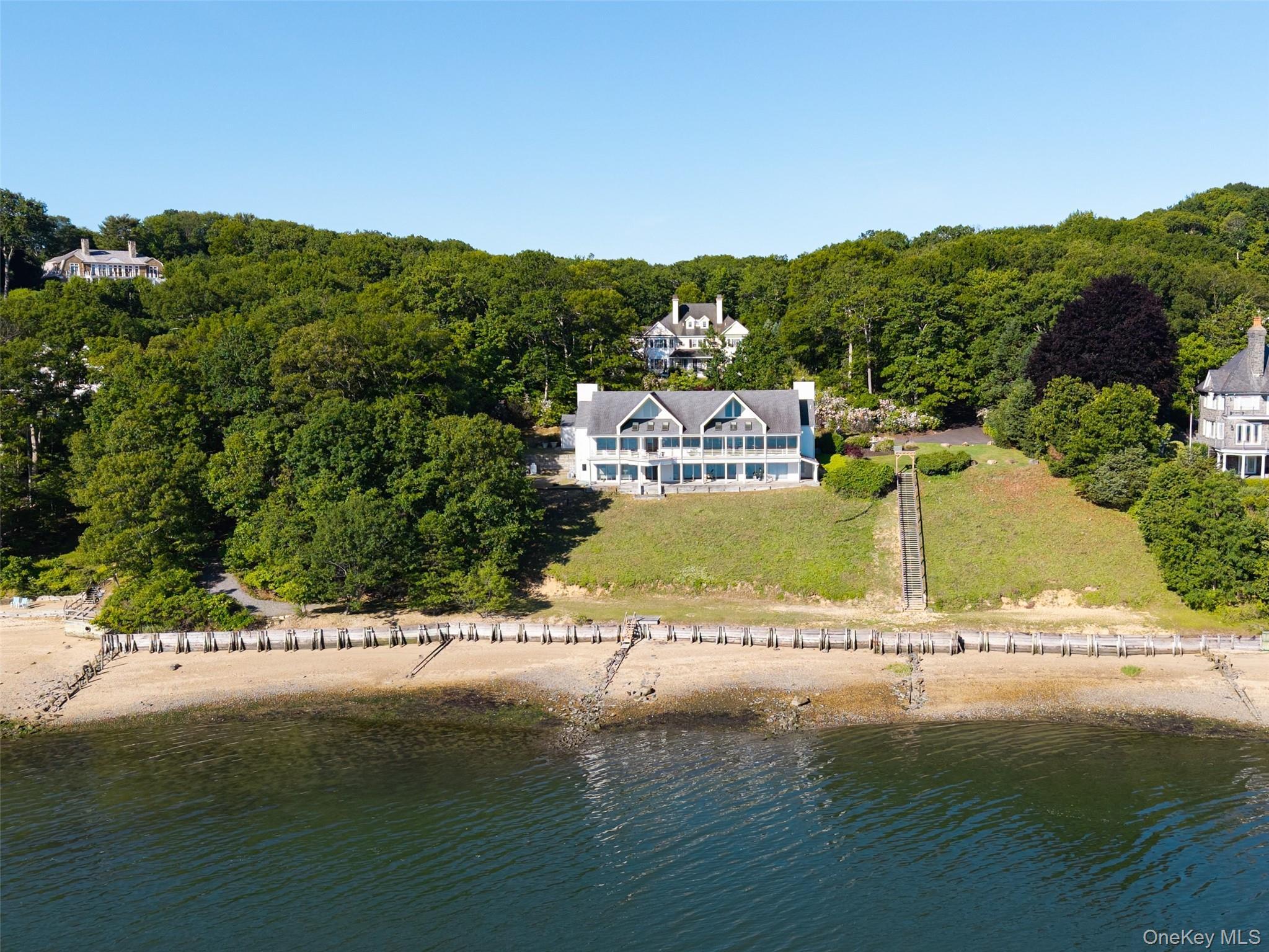 Single Family Laurel Cove Road  Nassau County, NY 11771, MLS-1008706-2