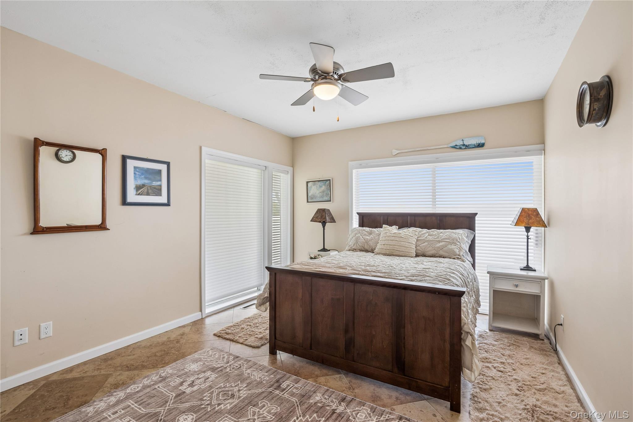 Single Family Laurel Cove Road  Nassau County, NY 11771, MLS-1008706-22