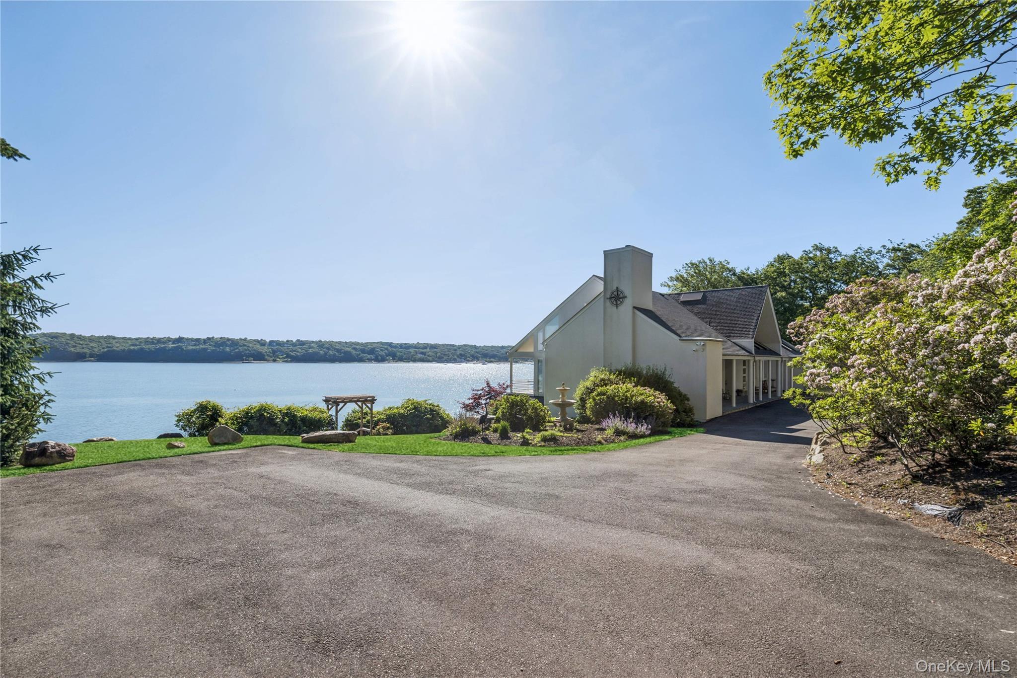 Single Family Laurel Cove Road  Nassau County, NY 11771, MLS-1008706-26