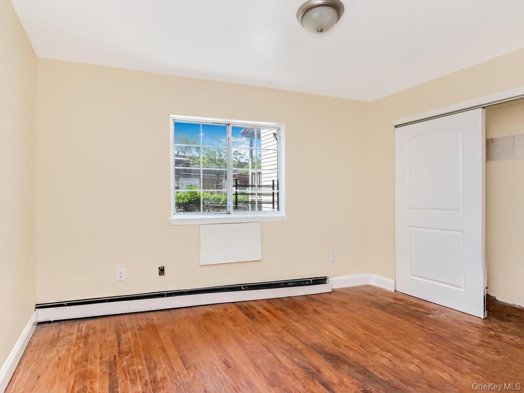 Single Family Cruger Avenue Bronx, NY 10462, MLS-1008737-11