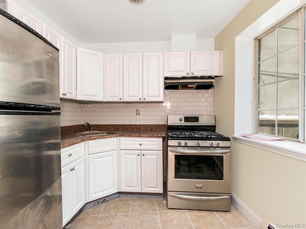 Single Family Cruger Avenue Bronx, NY 10462, MLS-1008737-9