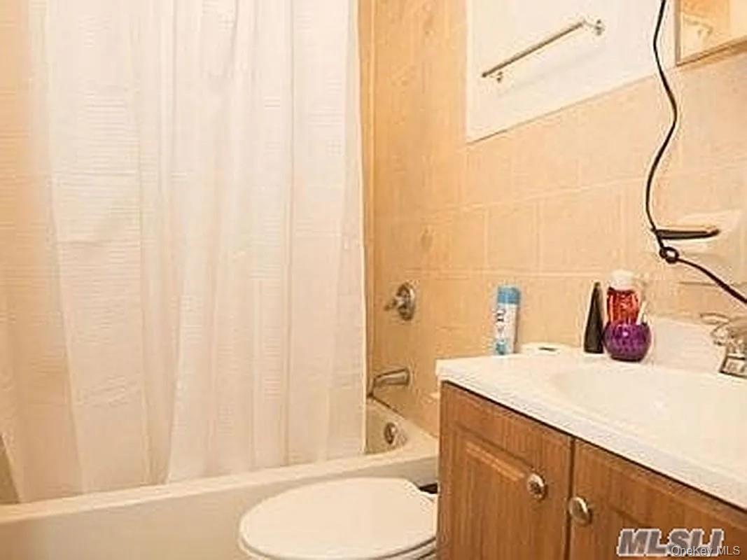 Single Family 90th Avenue Queens, NY 11432, MLS-1008749-9