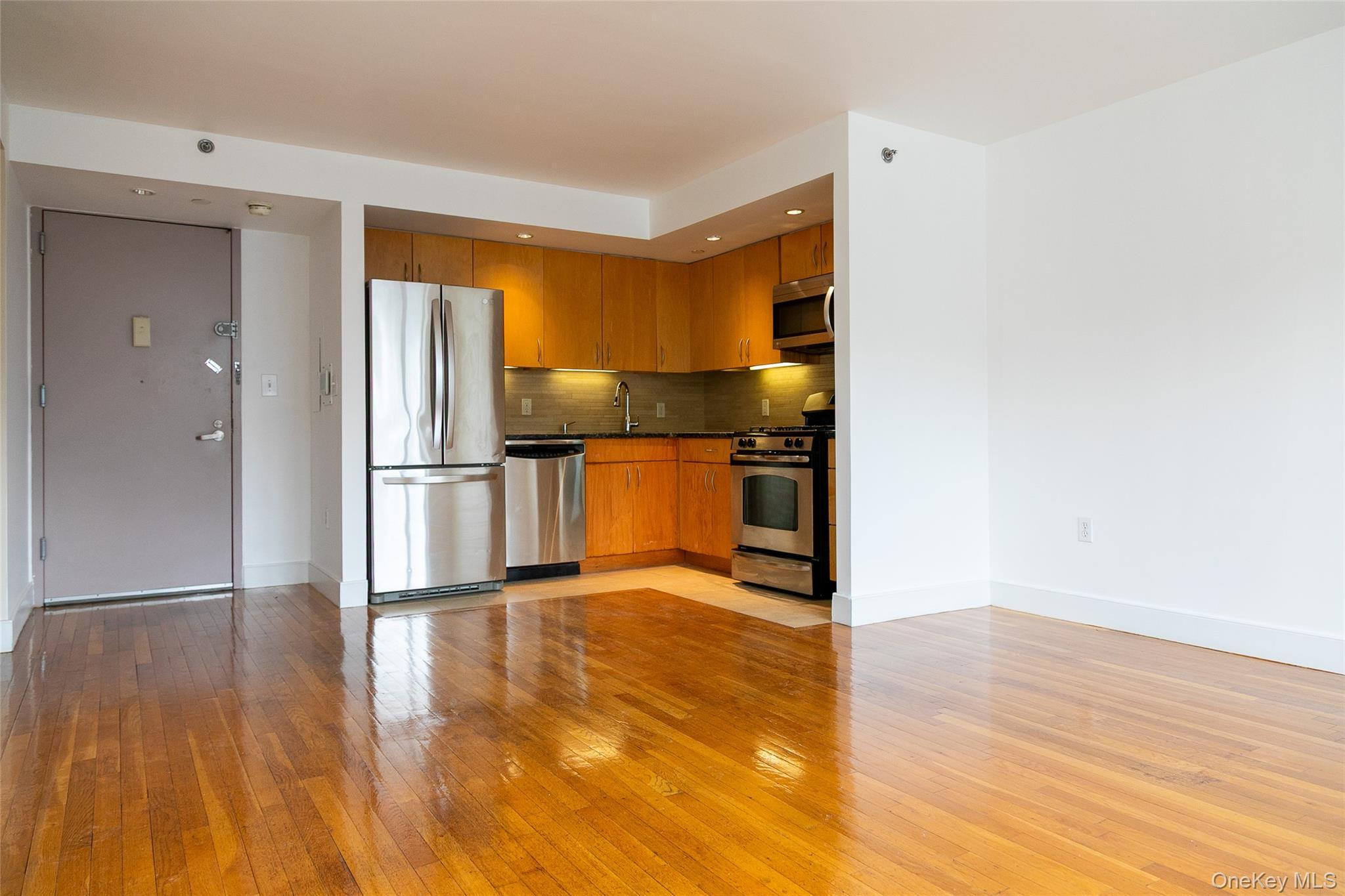 Apartment Saint Nicholas  Manhattan, NY 10027, MLS-1008751-12