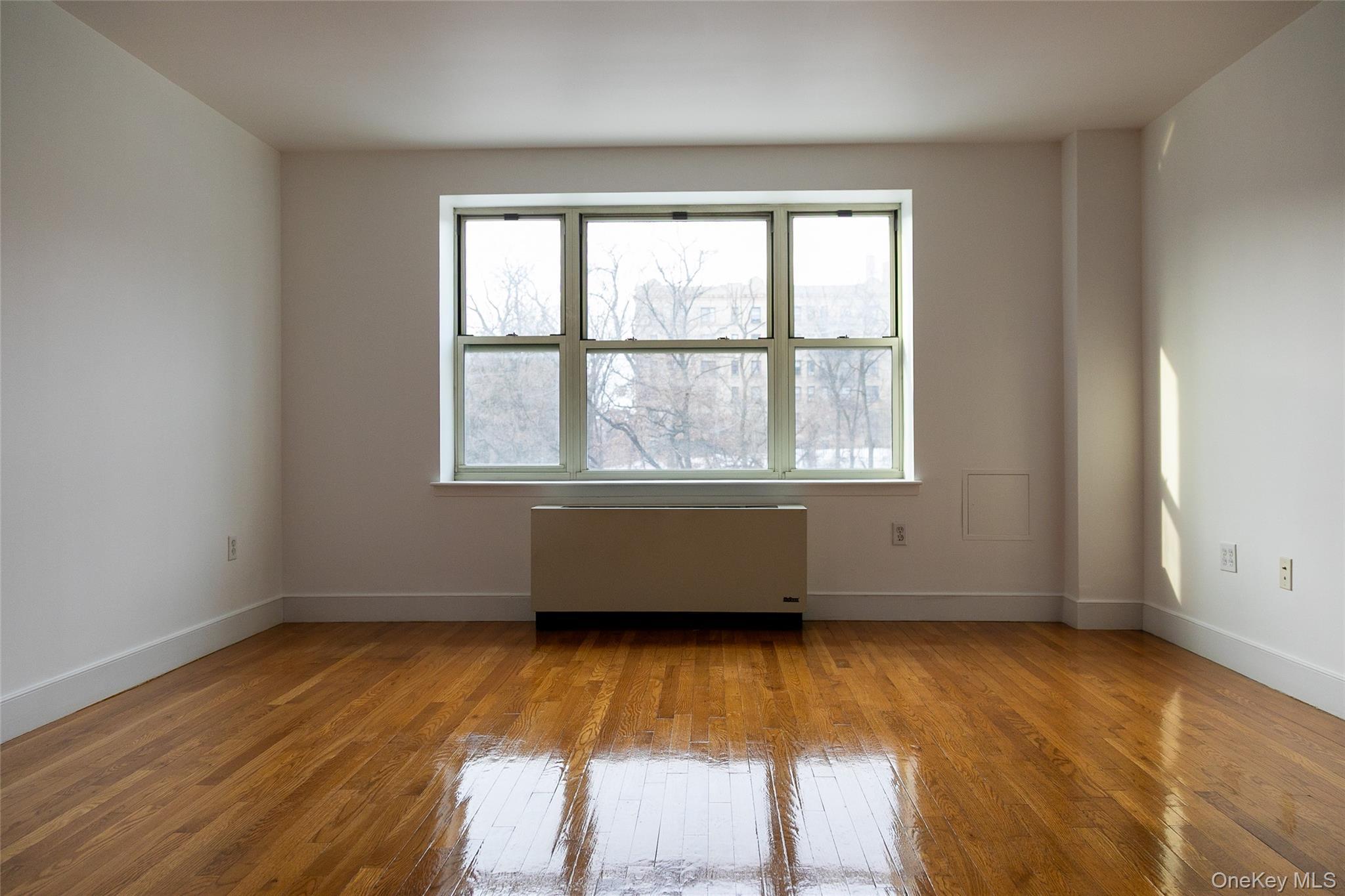 Apartment Saint Nicholas  Manhattan, NY 10027, MLS-1008751-2