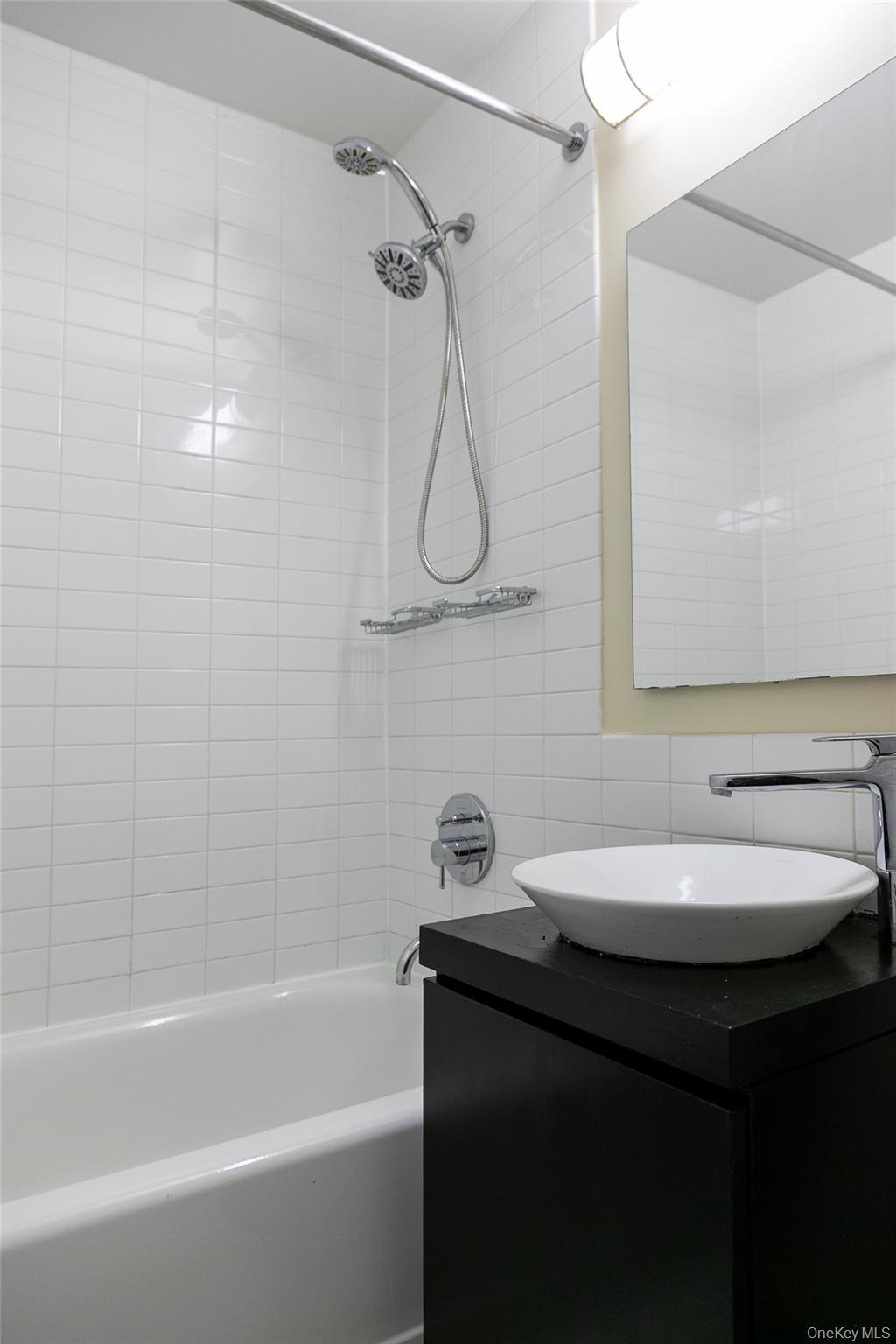 Apartment Saint Nicholas  Manhattan, NY 10027, MLS-1008751-8