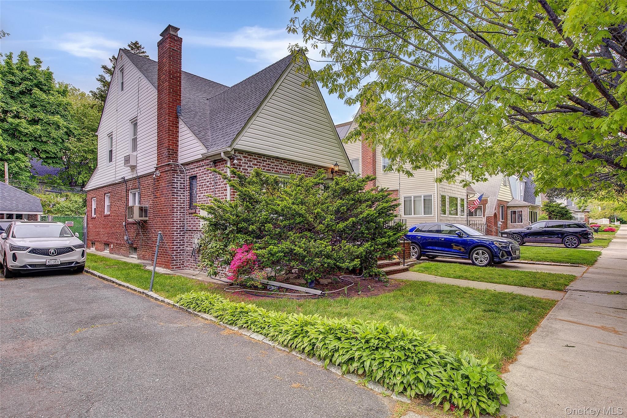 Single Family 236th Street Queens, NY 11427, MLS-1008769-30