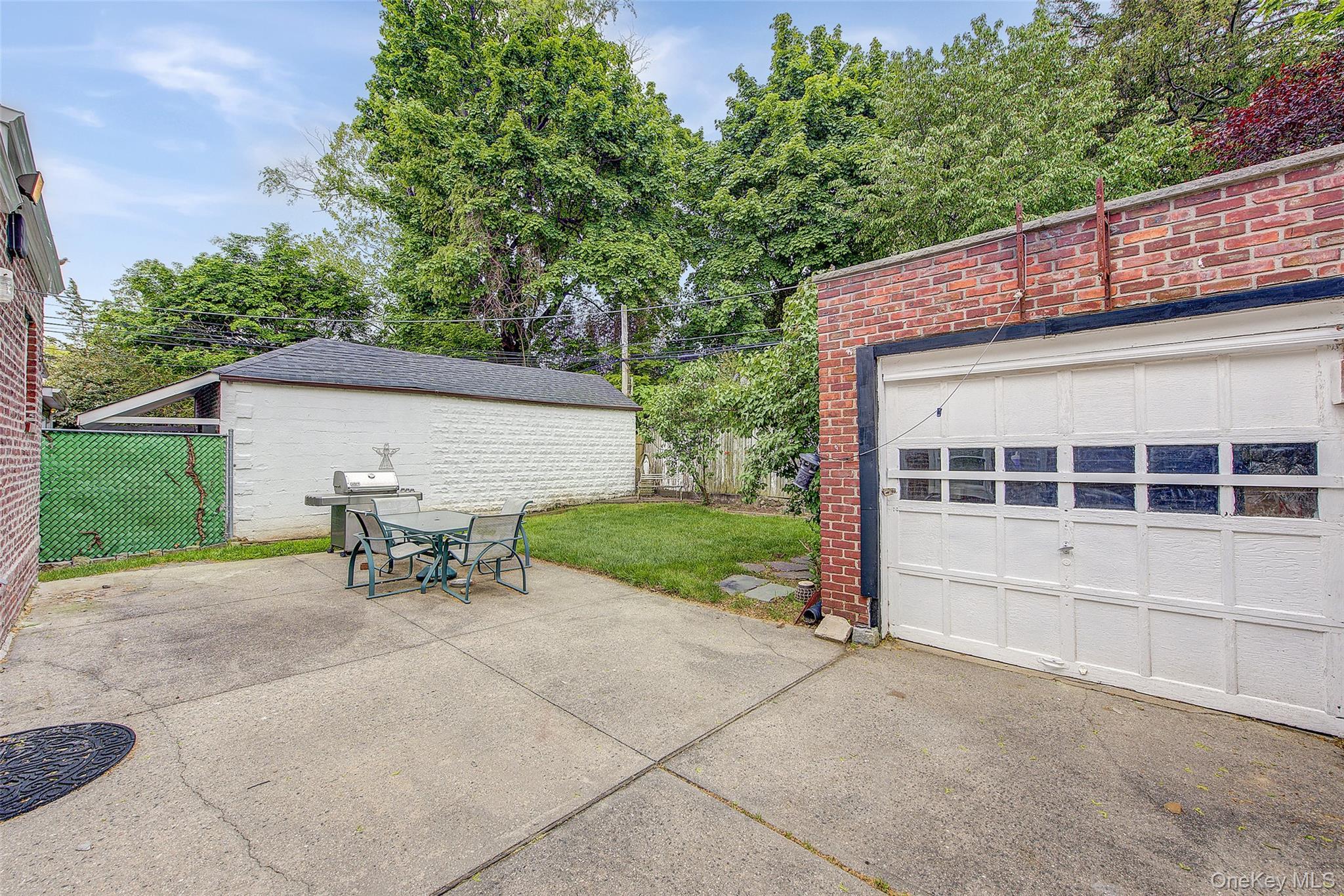 Single Family 236th Street Queens, NY 11427, MLS-1008769-32