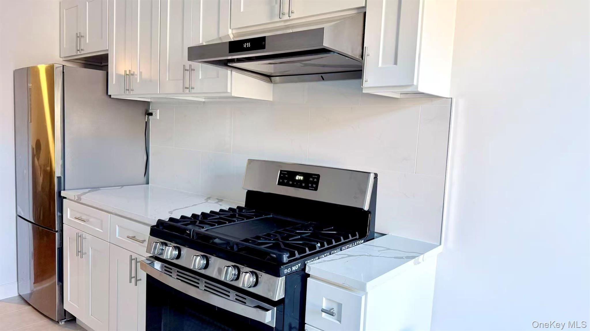 Apartment Vietor Avenue  Queens, NY 11373, MLS-1008771-4
