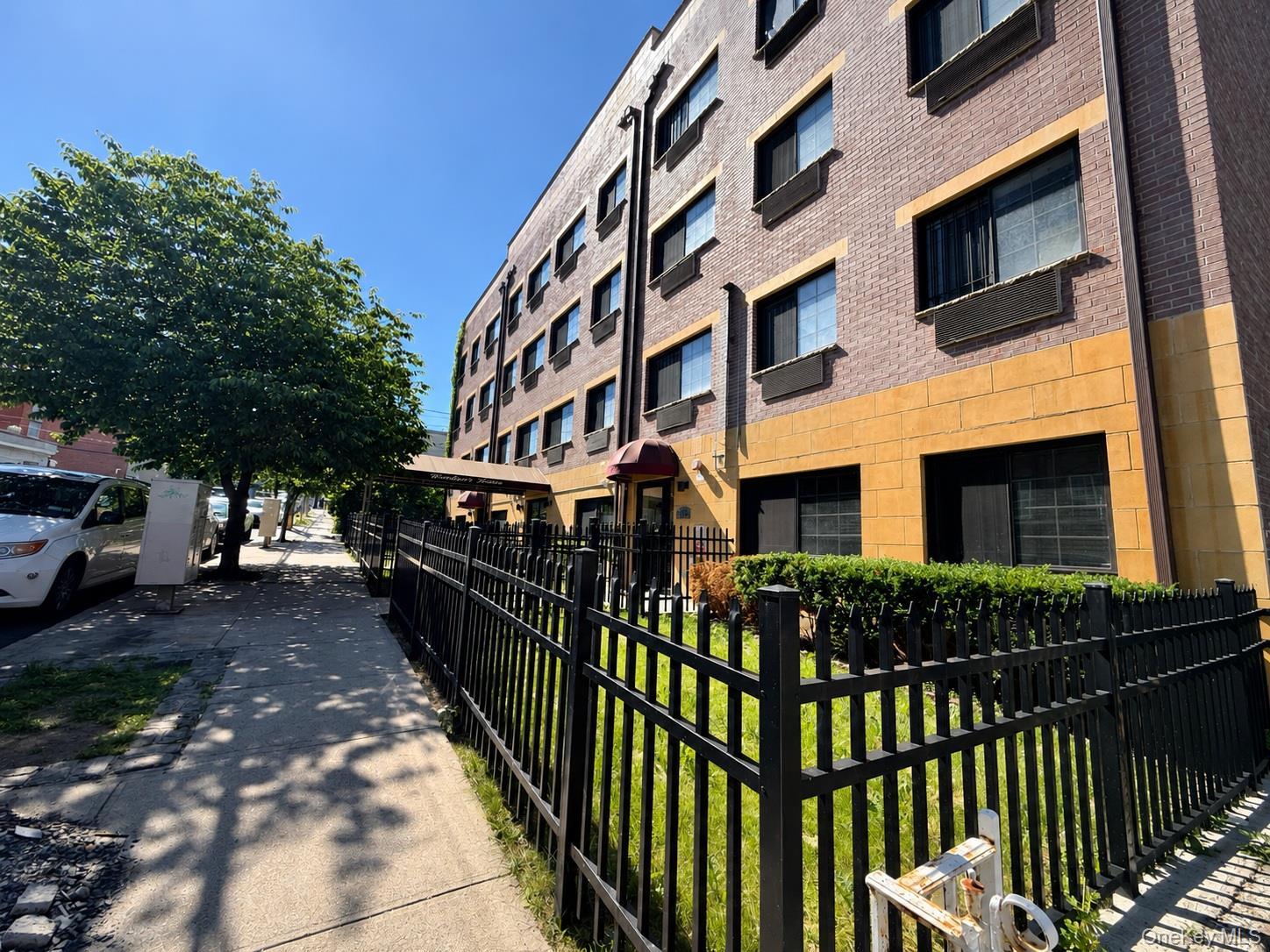 Commercial Sale E 232nd Street  Bronx, NY 10466, MLS-1008785-2