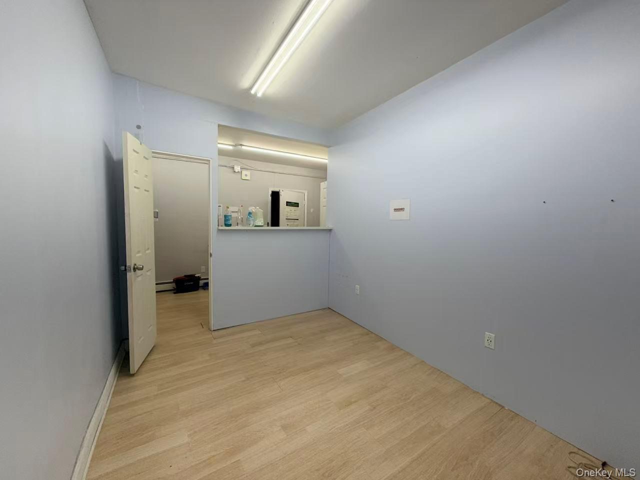 Commercial Lease College Point  Queens, NY 11357, MLS-1008795-9