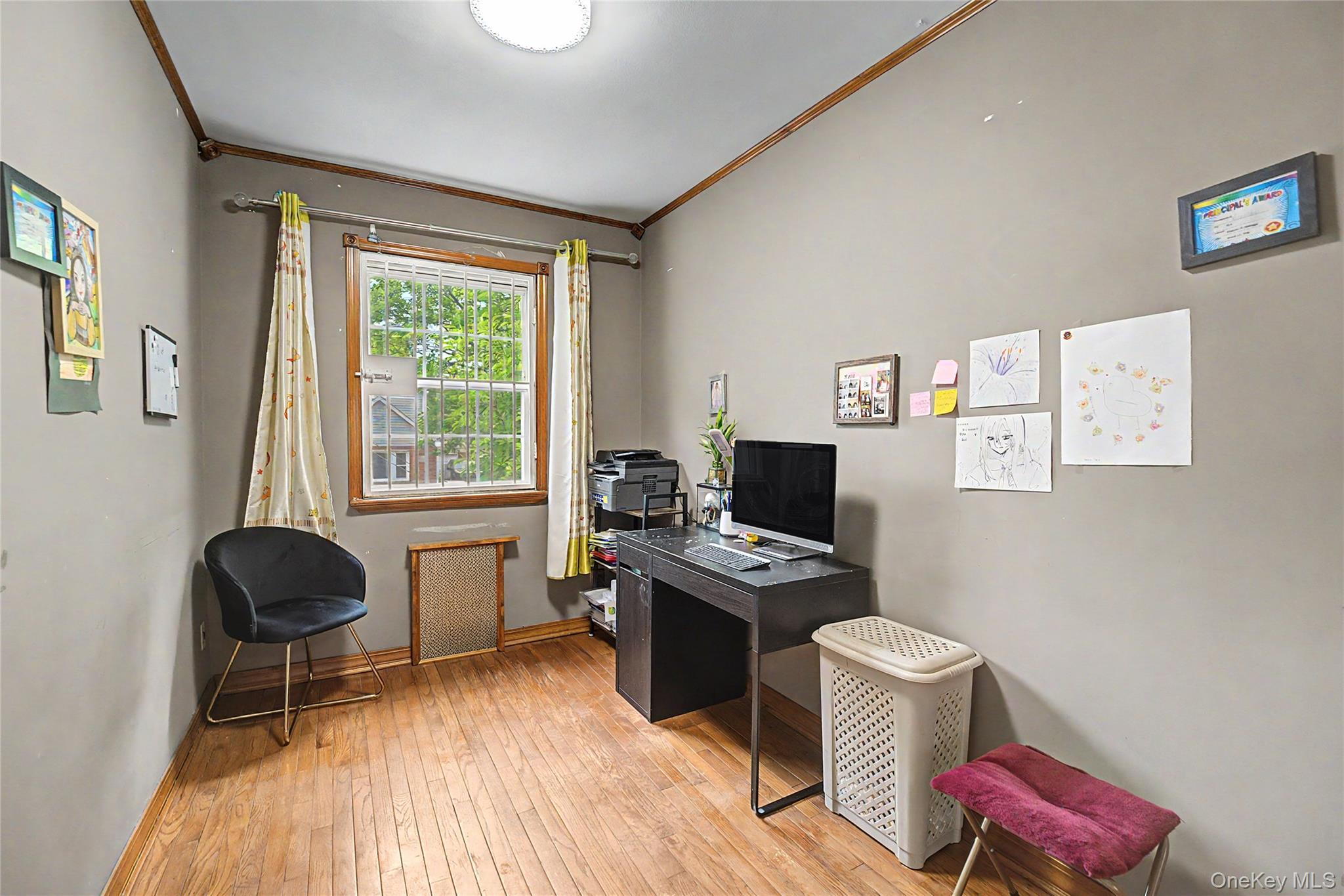 Single Family 65th Queens, NY 11365, MLS-1008808-10