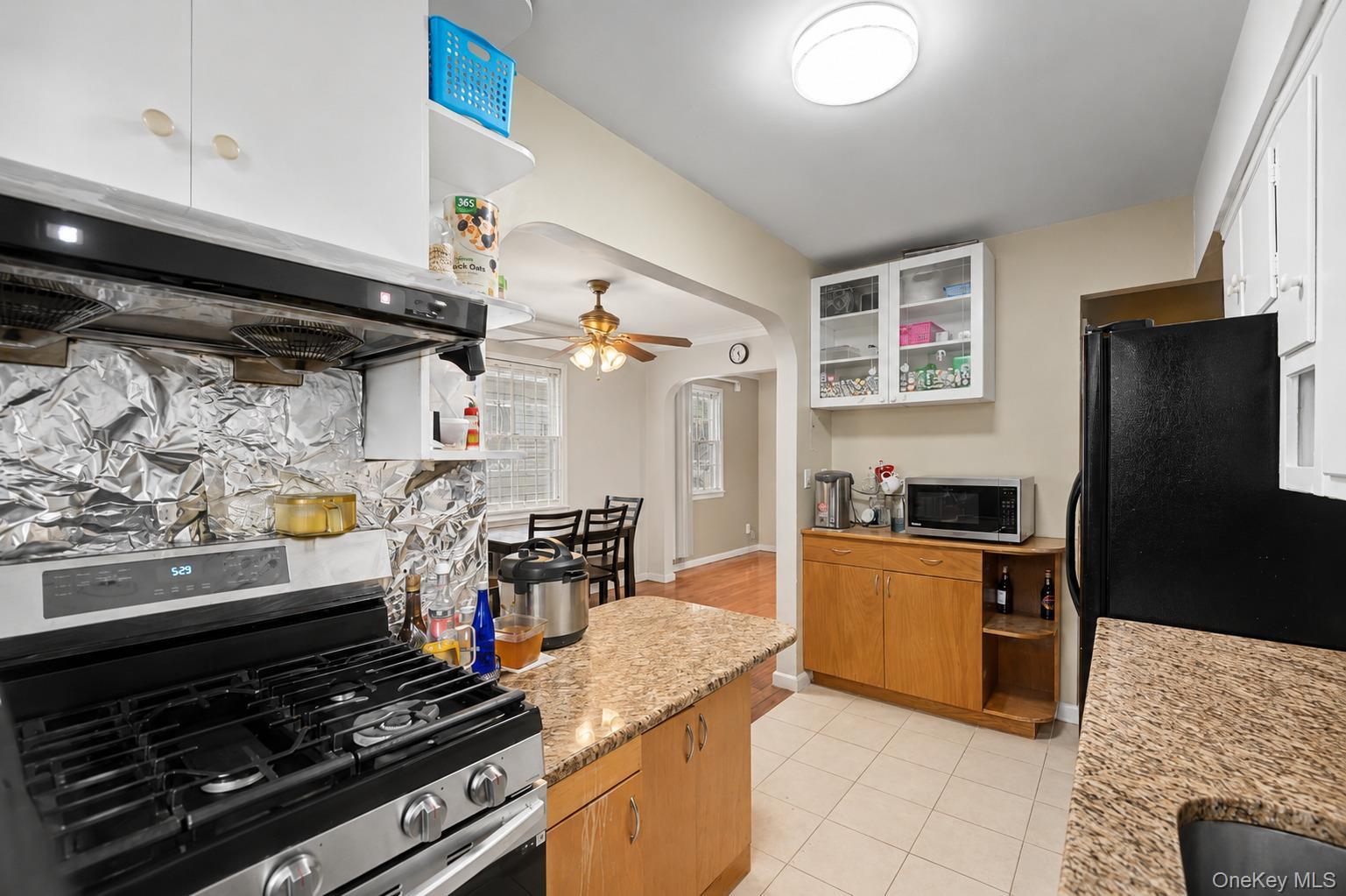 Single Family 65th Queens, NY 11365, MLS-1008808-13