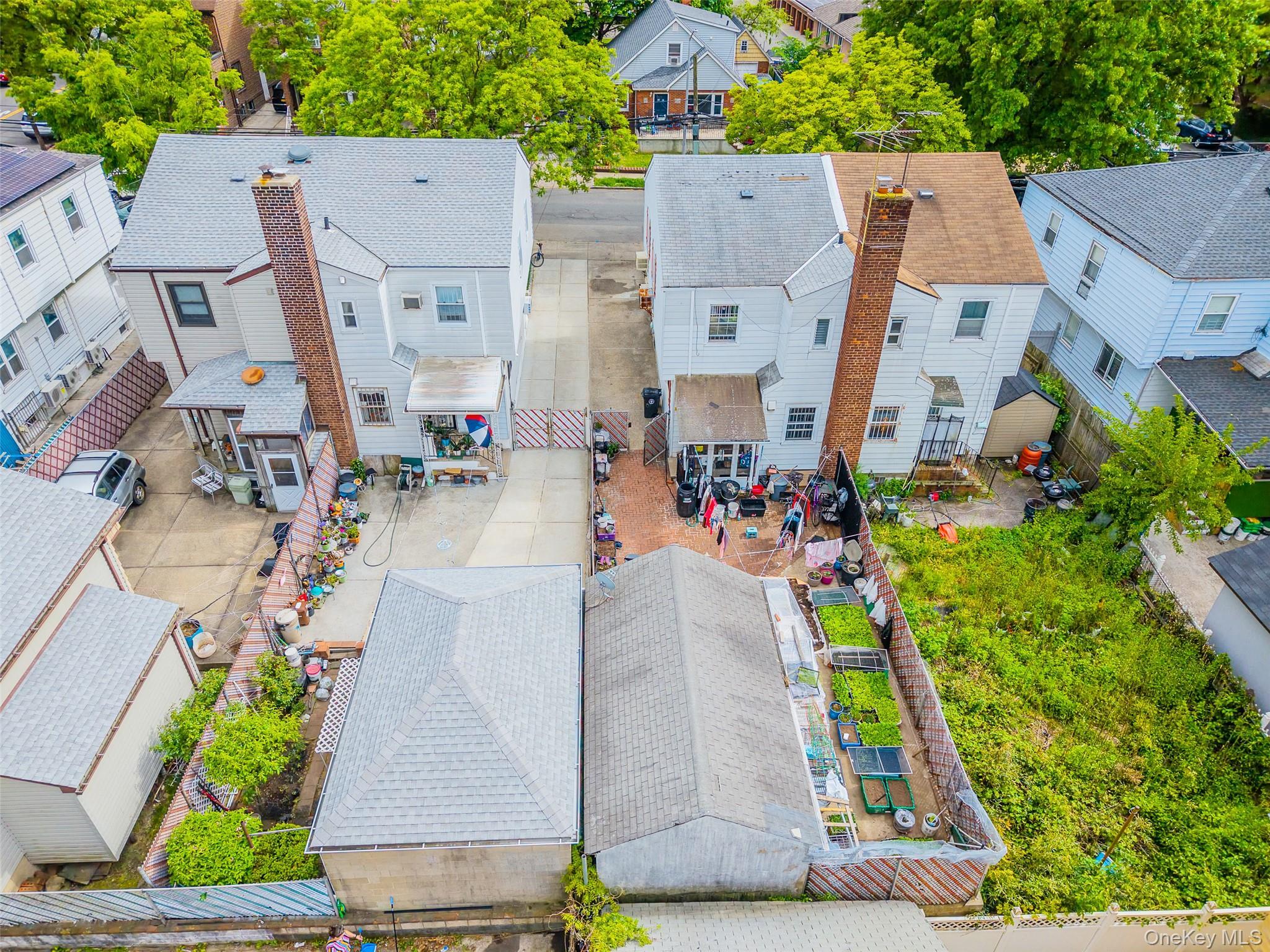 Single Family 65th Queens, NY 11365, MLS-1008808-24