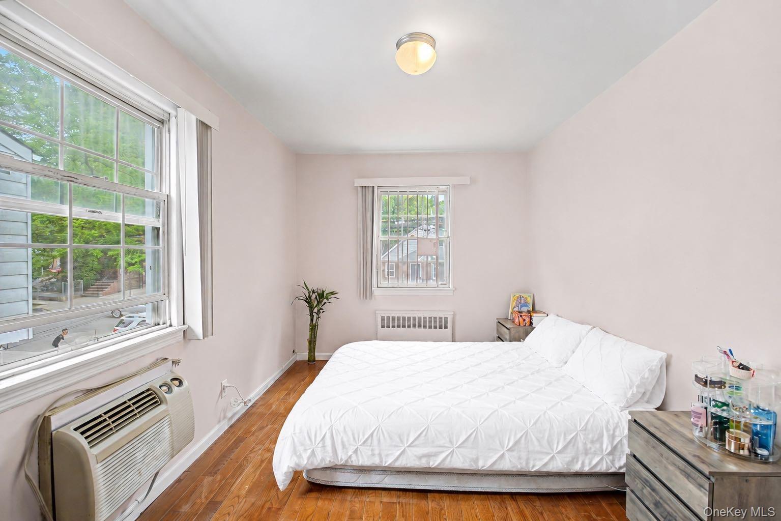 Single Family 65th Queens, NY 11365, MLS-1008808-8