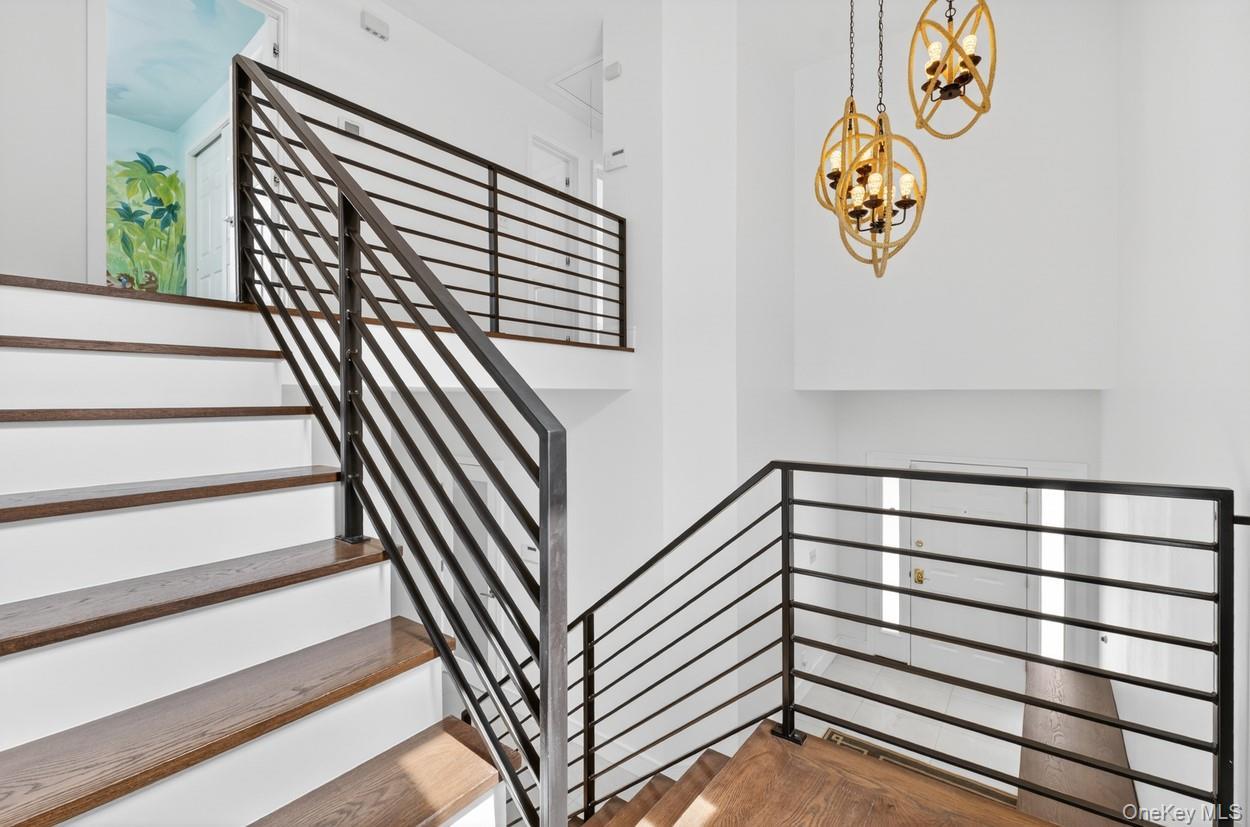 Single Family 242nd Street  Queens, NY 11362, MLS-1008824-22