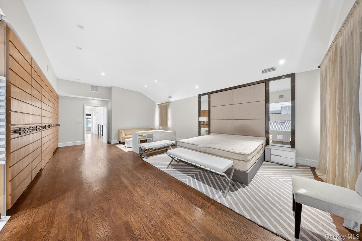 Single Family 242nd Street  Queens, NY 11362, MLS-1008824-25