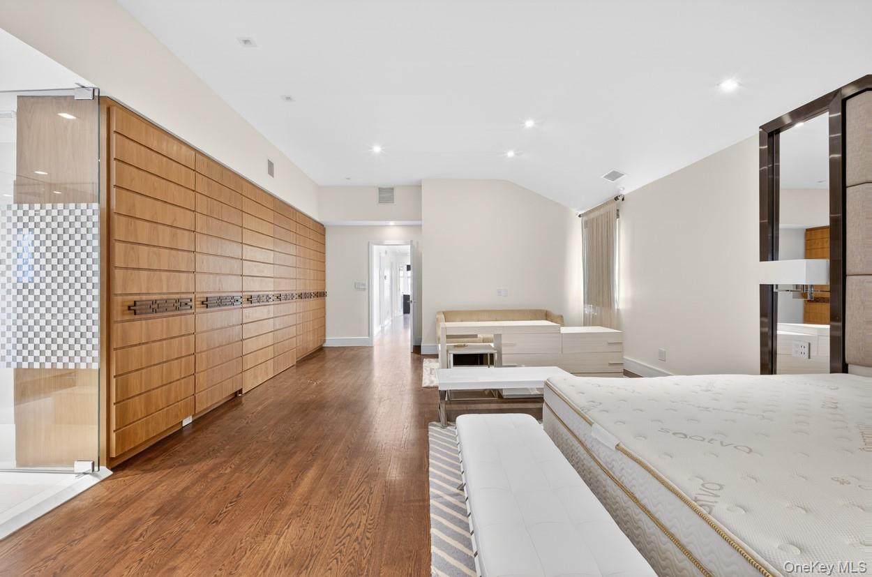 Single Family 242nd Street  Queens, NY 11362, MLS-1008824-26