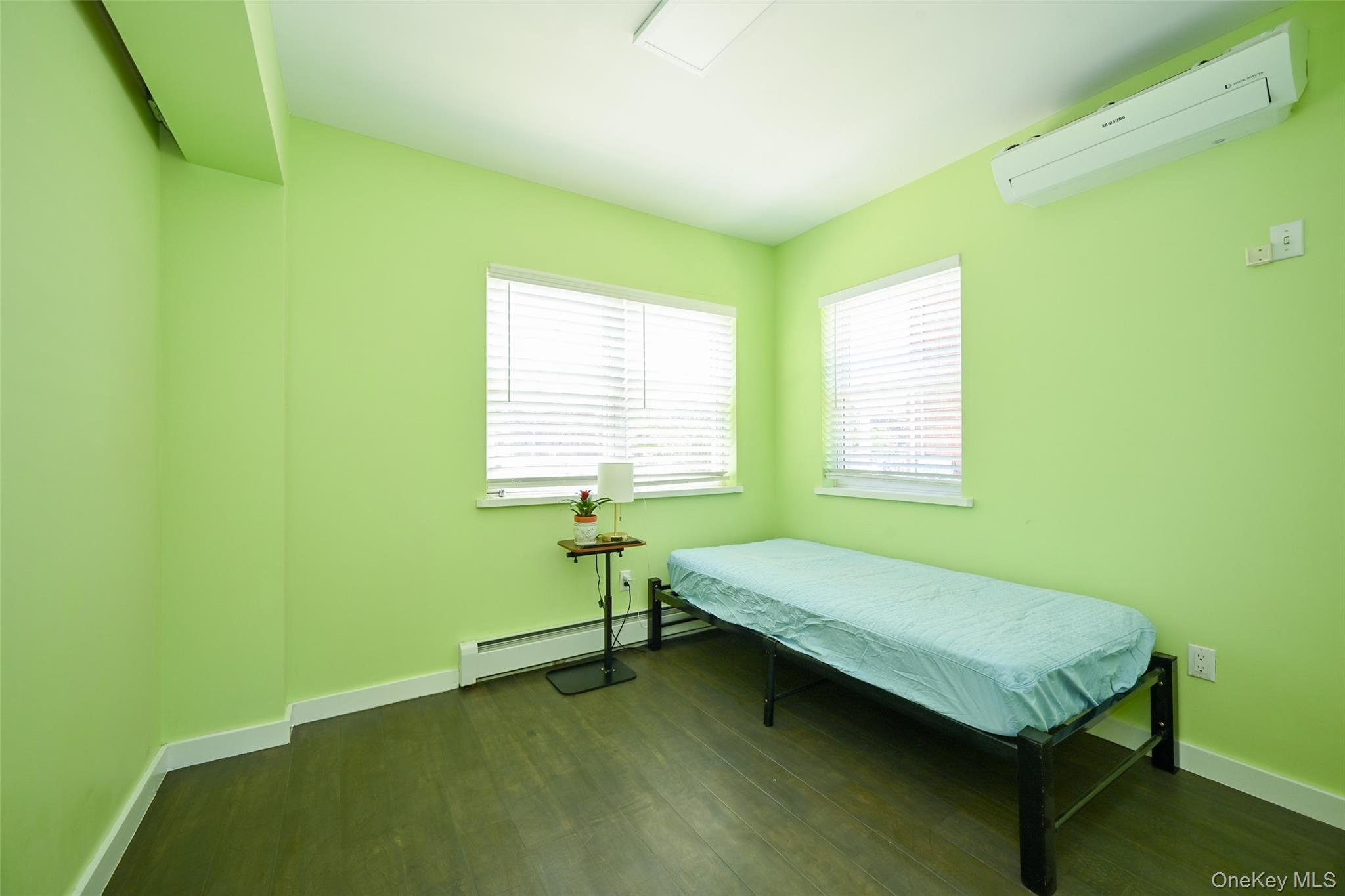 Single Family Rocky Hill Road Queens, NY 11361, MLS-1008829-10