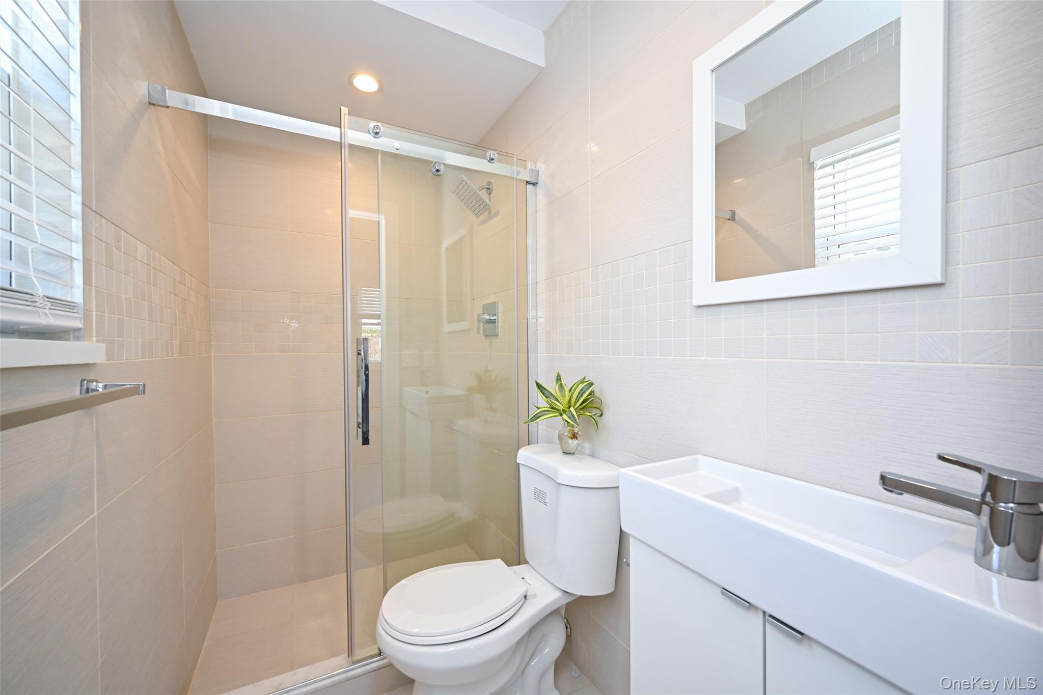 Single Family Rocky Hill Road Queens, NY 11361, MLS-1008829-13
