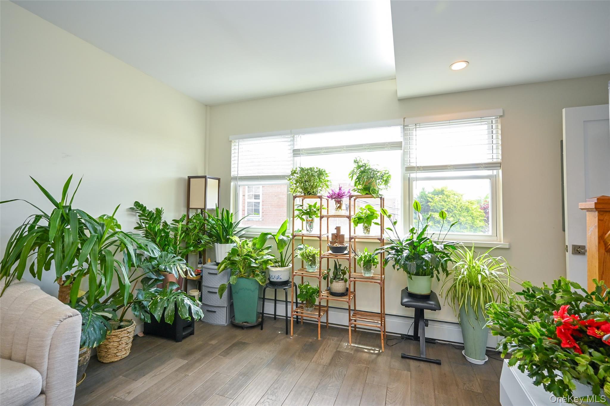 Single Family Rocky Hill Road Queens, NY 11361, MLS-1008829-15