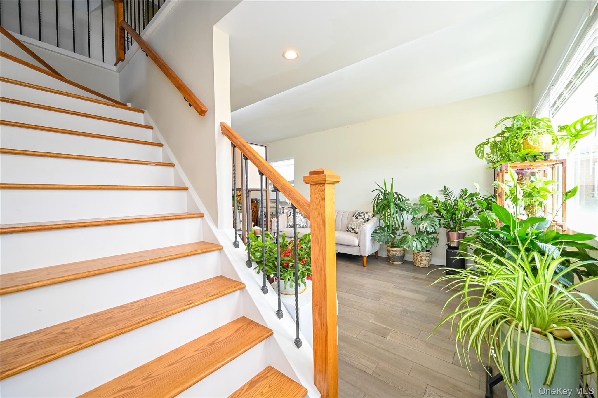 Single Family Rocky Hill Road Queens, NY 11361, MLS-1008829-16