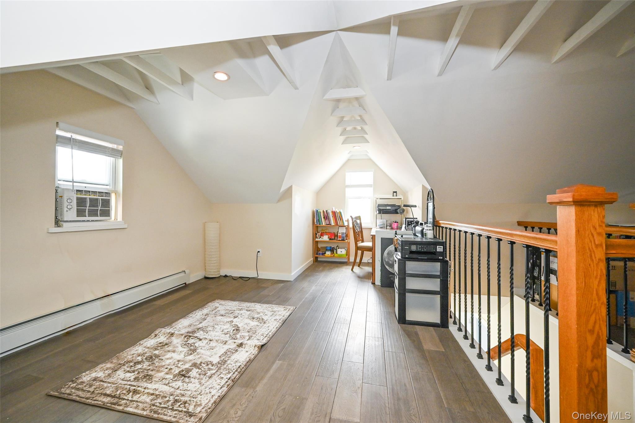 Single Family Rocky Hill Road Queens, NY 11361, MLS-1008829-18