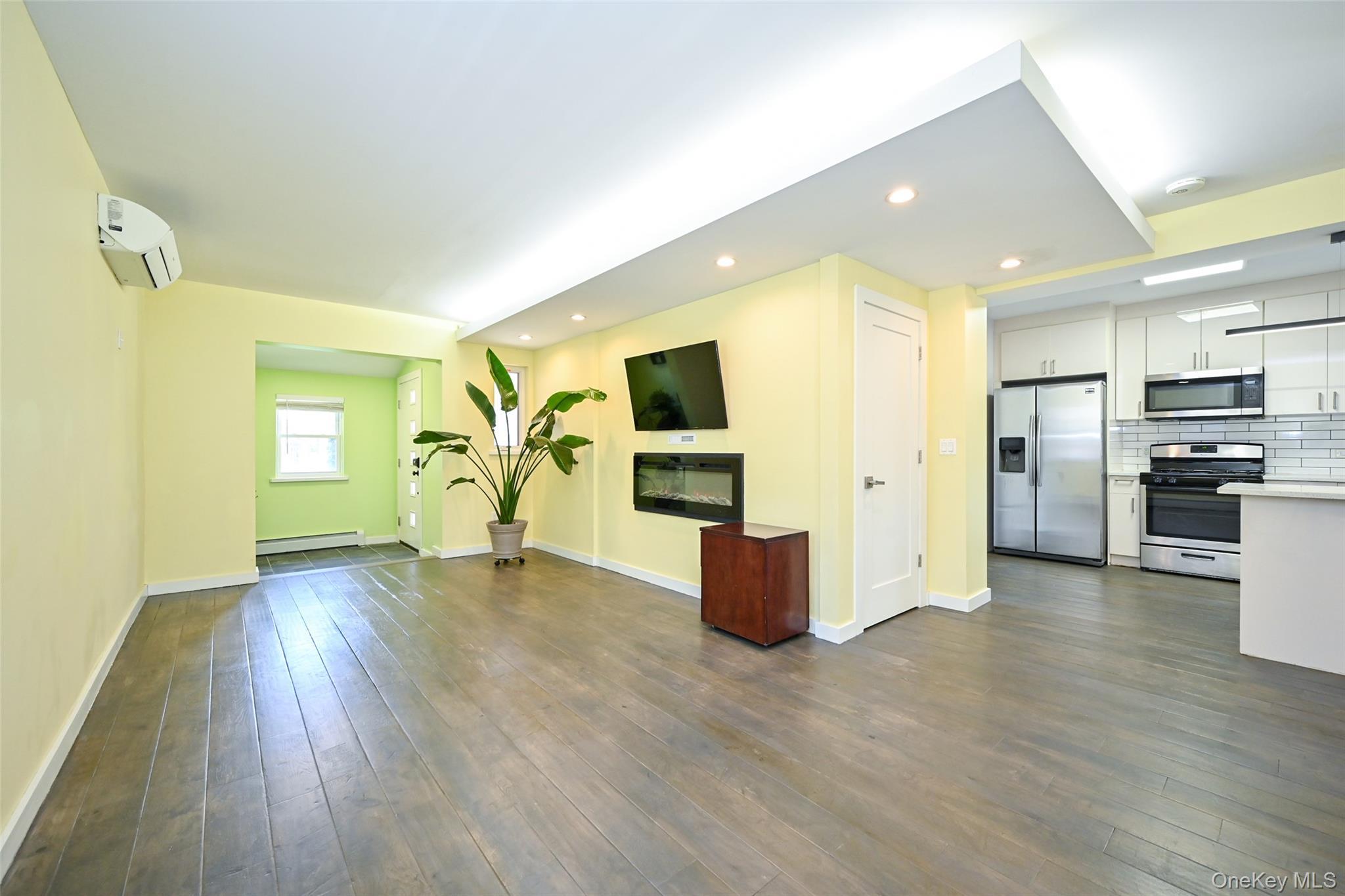 Single Family Rocky Hill Road Queens, NY 11361, MLS-1008829-7