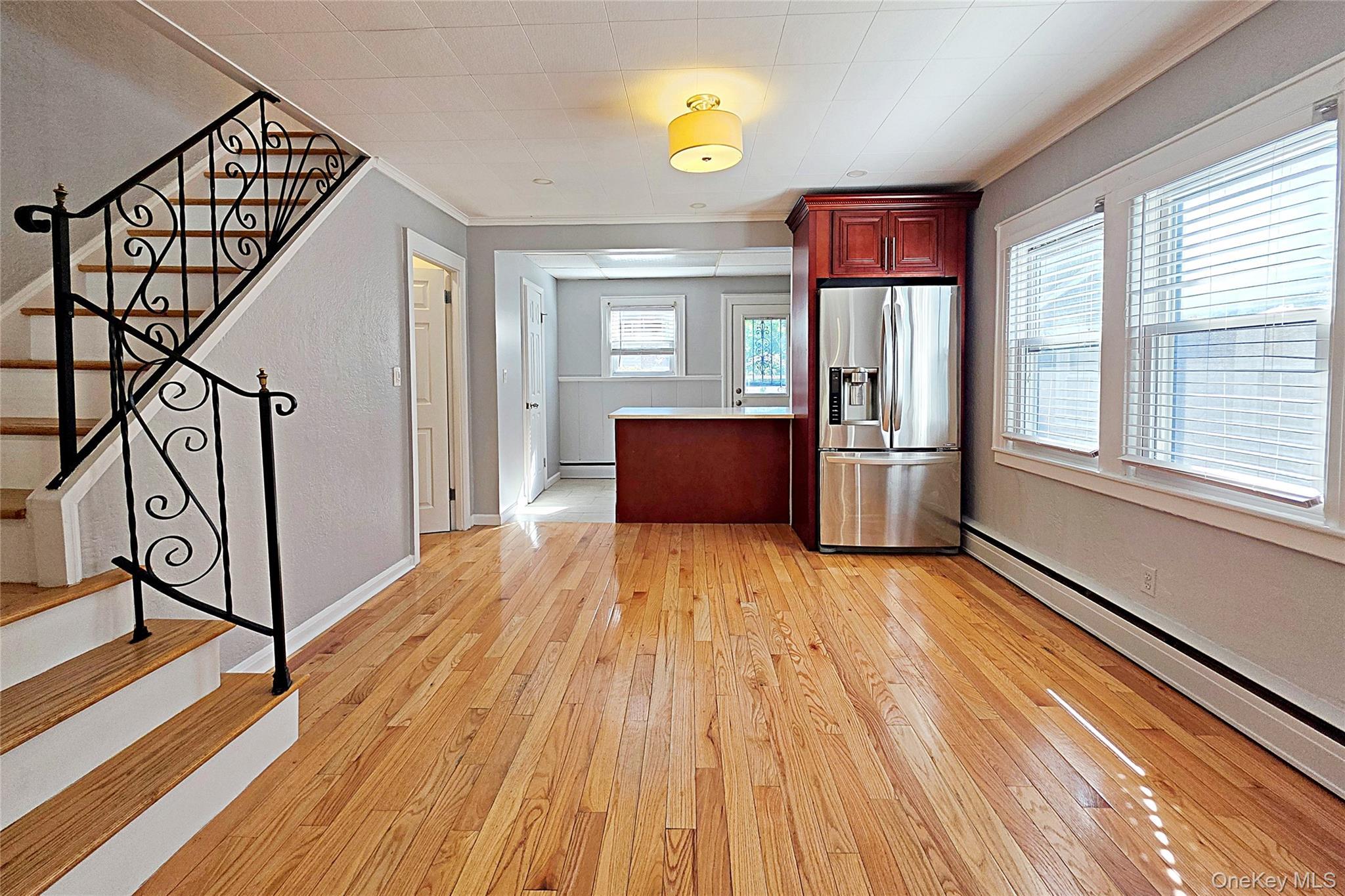 Single Family Marathon Queens, NY 11363, MLS-1008845-10