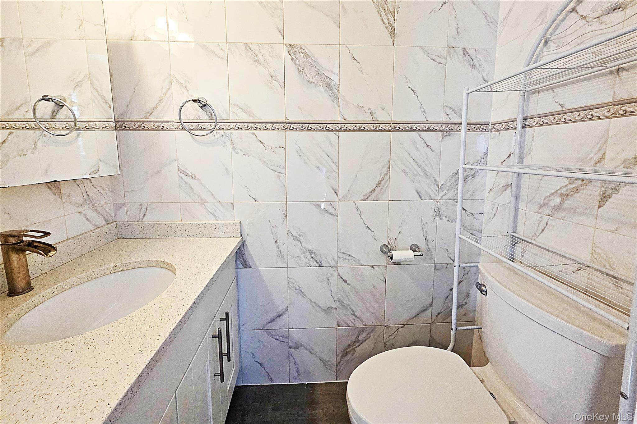 Single Family Marathon Queens, NY 11363, MLS-1008845-16