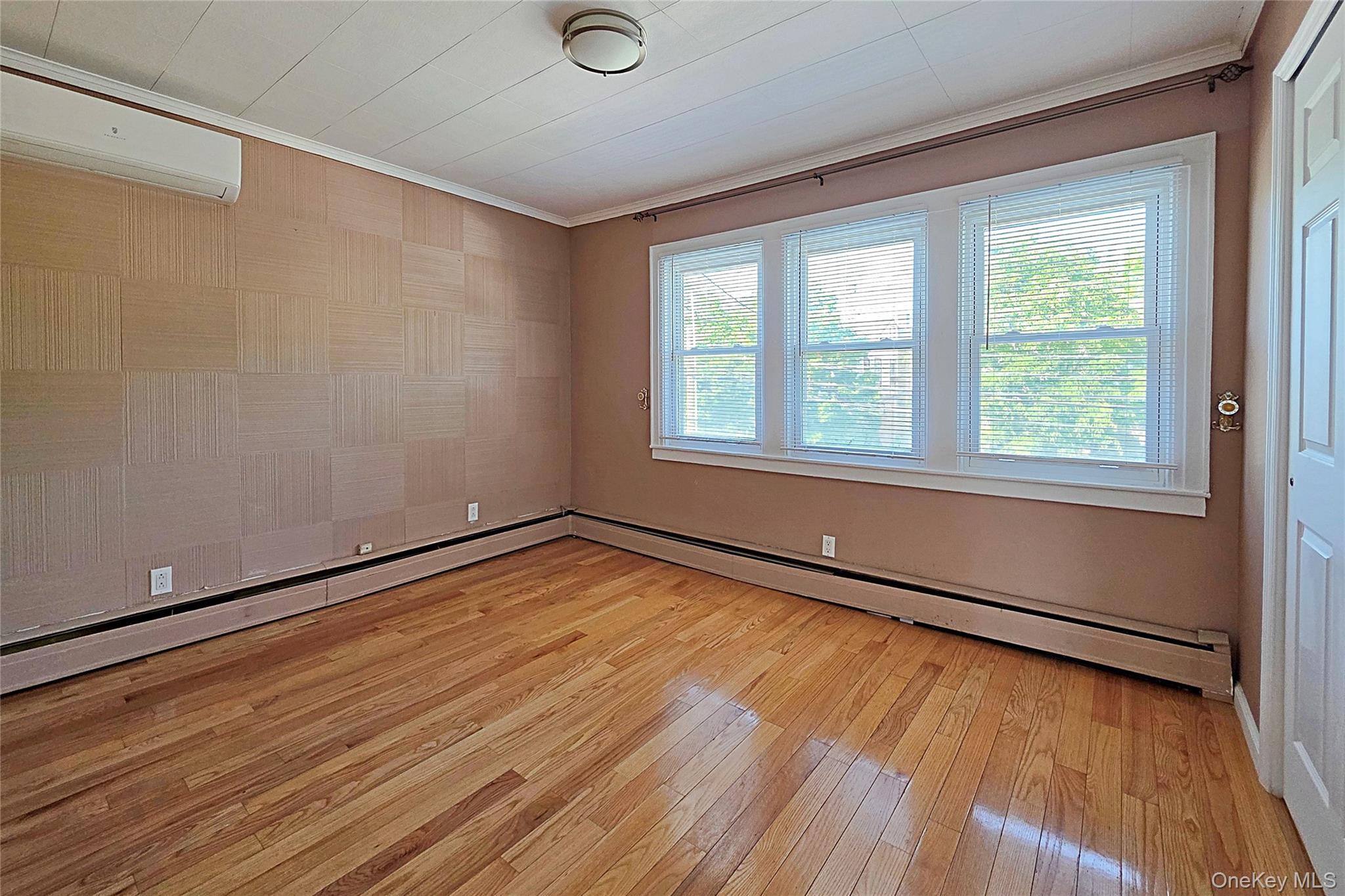 Single Family Marathon Queens, NY 11363, MLS-1008845-24