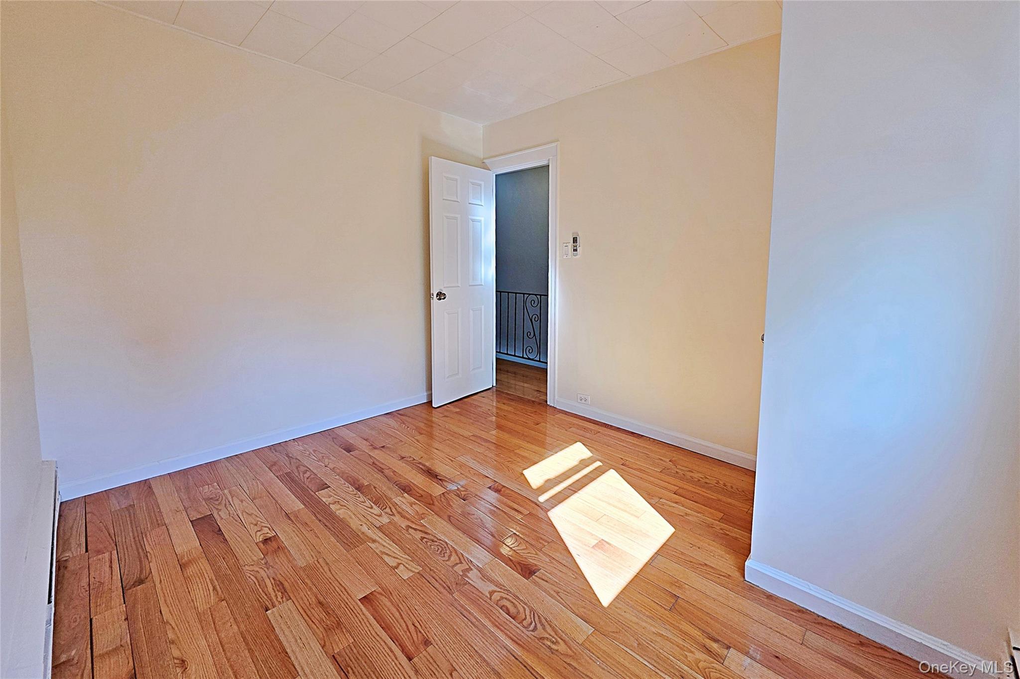 Single Family Marathon Queens, NY 11363, MLS-1008845-28