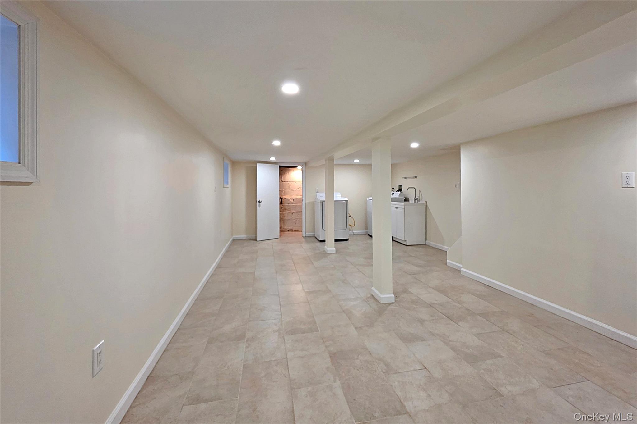 Single Family Marathon Queens, NY 11363, MLS-1008845-29